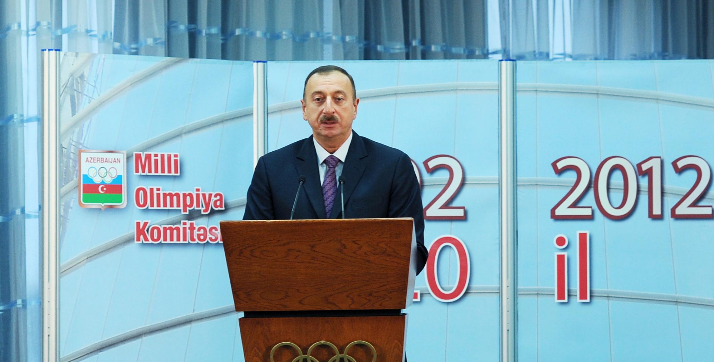 Ilham Aliyev attended a ceremony to present awards to sportsmen and coaches