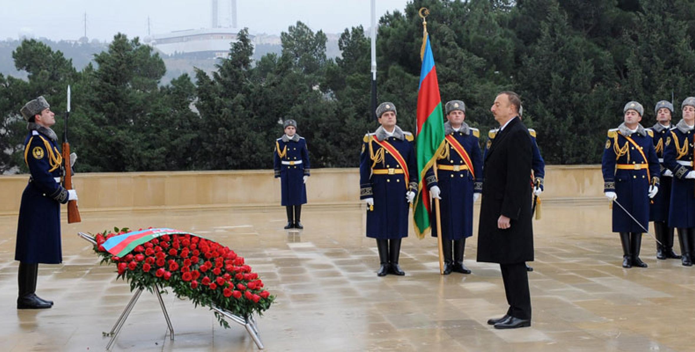 Ilham Aliyev paid tribute to martyrs of January 20