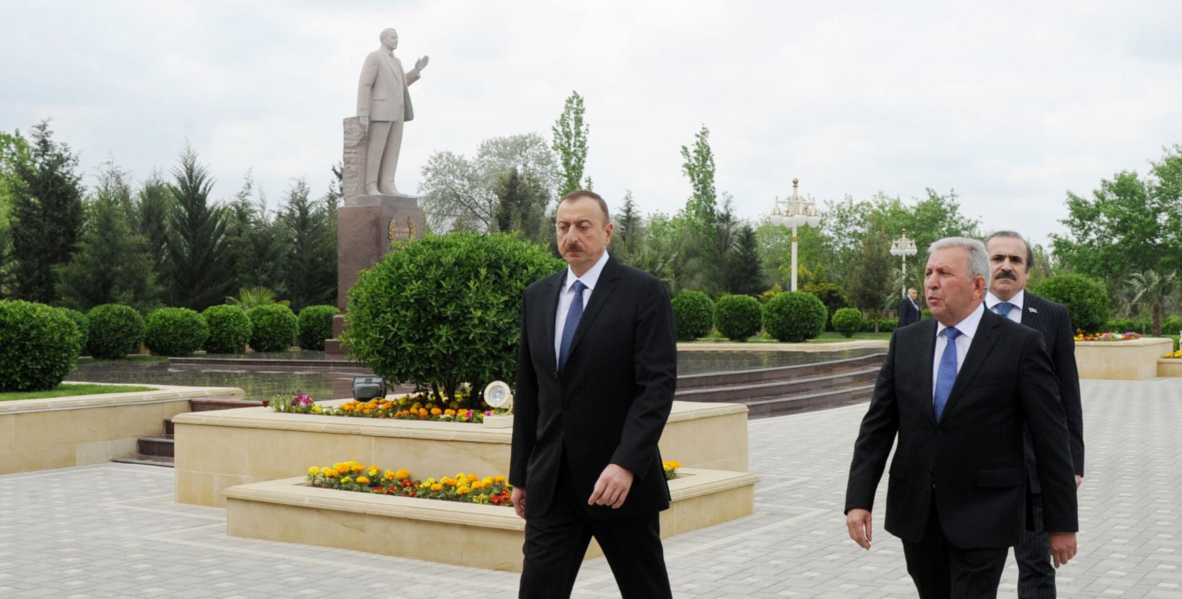 Ilham Aliyev reviewed the restored Center of Heydar Aliyev in Hajigabul