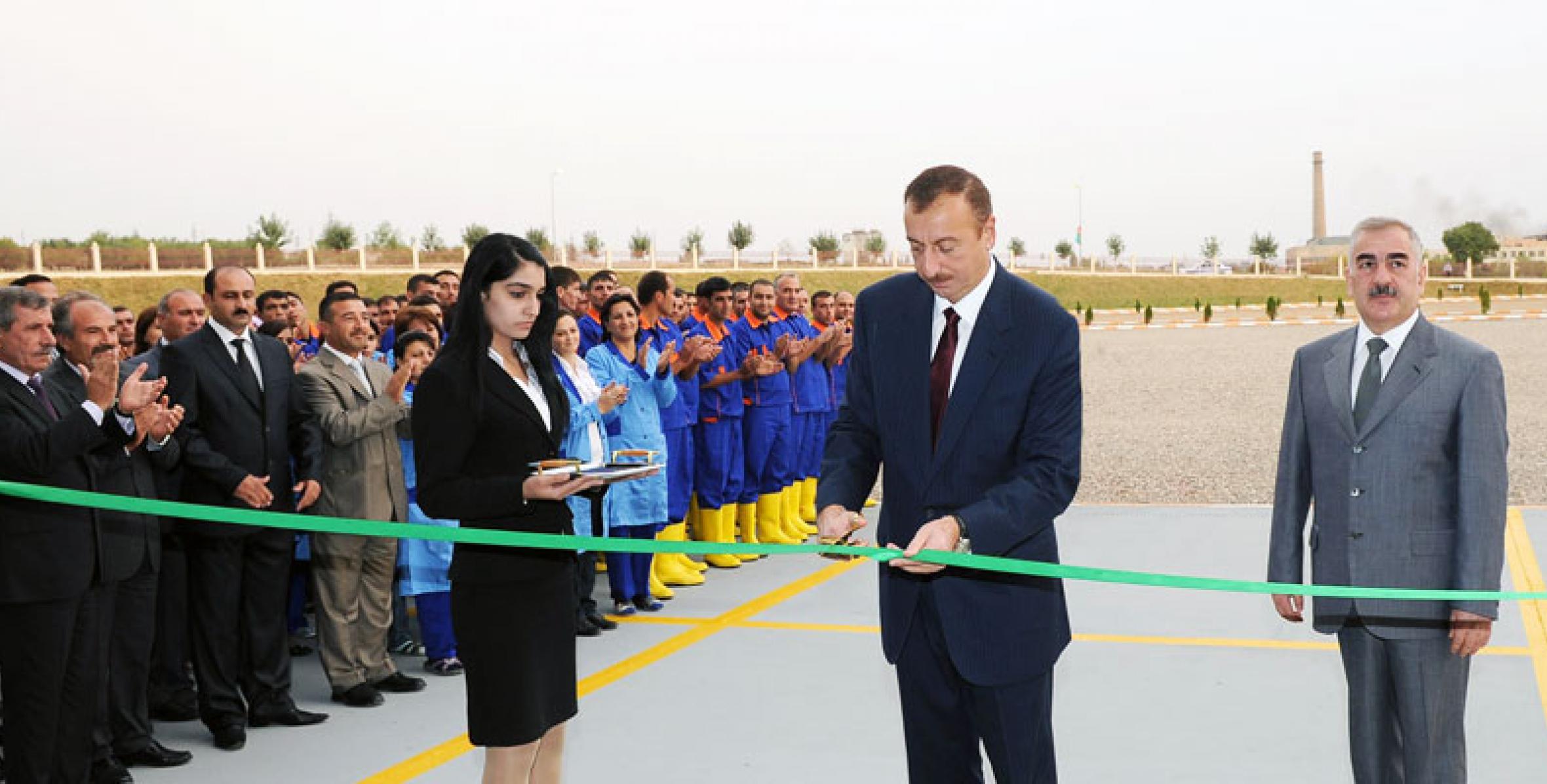 Ильхам Алиев принял участие в открытии в городе Нахчыван комплекса по производству каменных изделий «Гямигая»