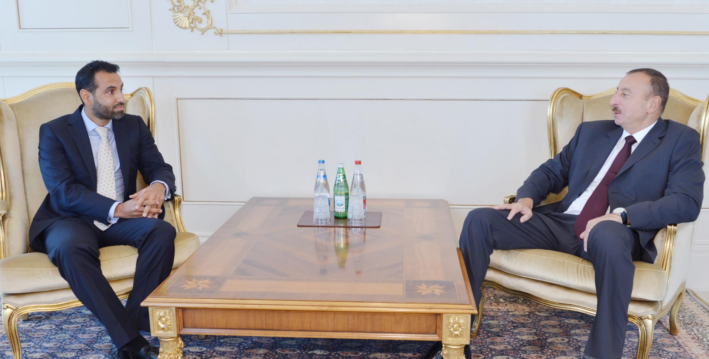 Ильхам Алиев принял верительные грамоты посла Соединенного Королевства Великобритании и Северной Ирландии в Азербайджане
