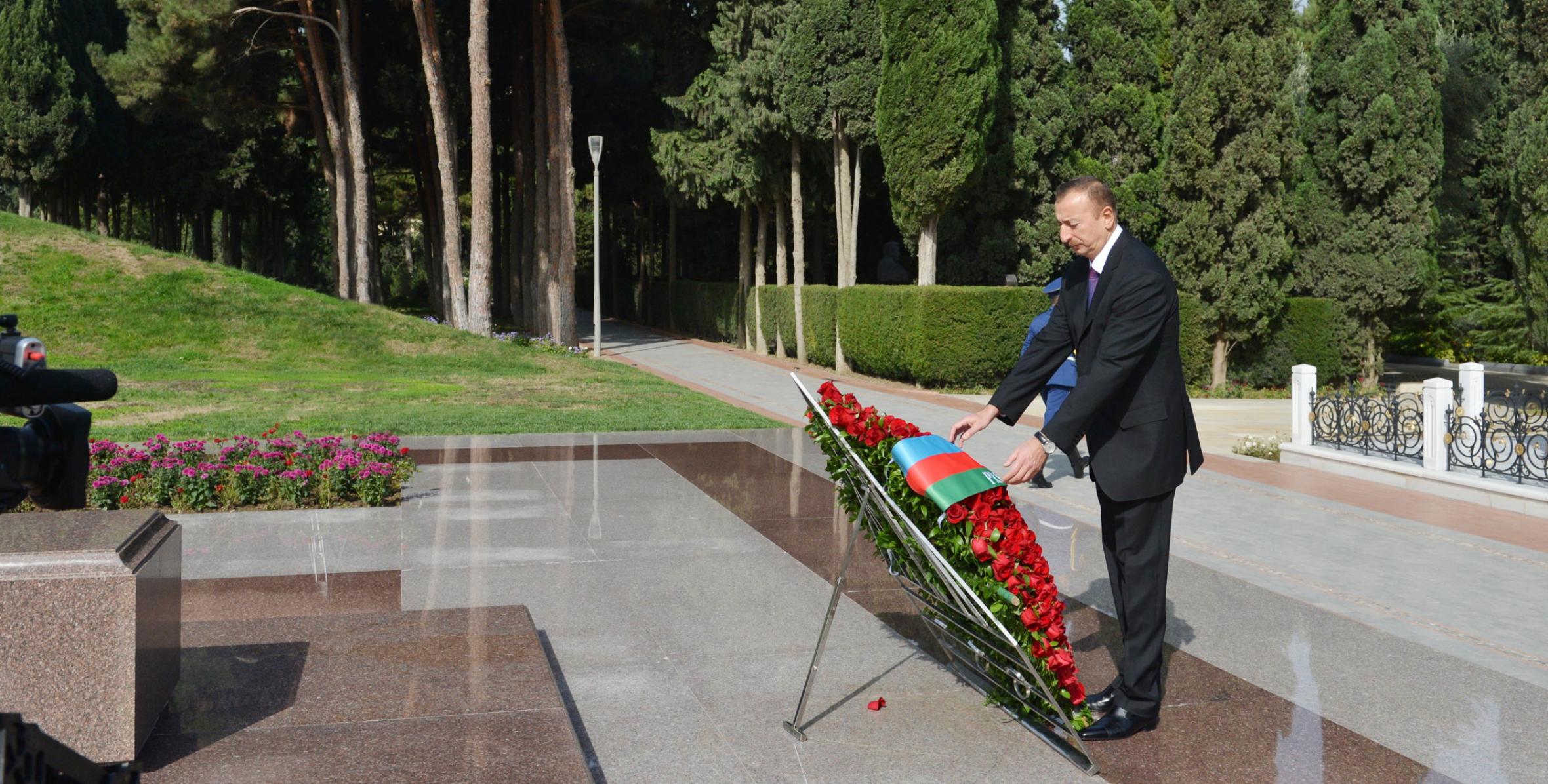 Ильхам Алиев почтил память общенационального лидера нашего народа Гейдара Алиева
