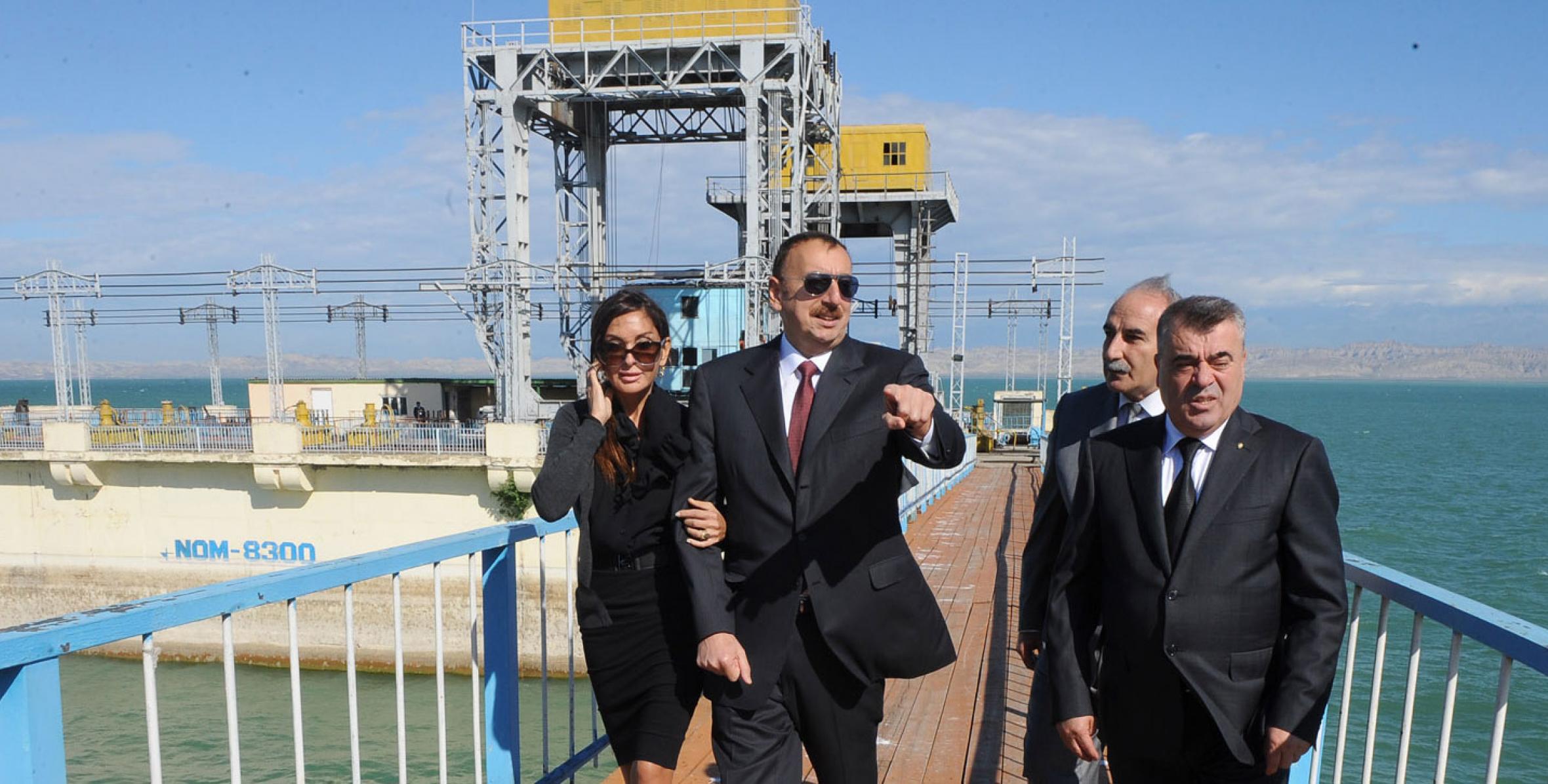 Ilham Aliyev was familiarized with progress of reconstruction at the Mingachevir hydro power plant