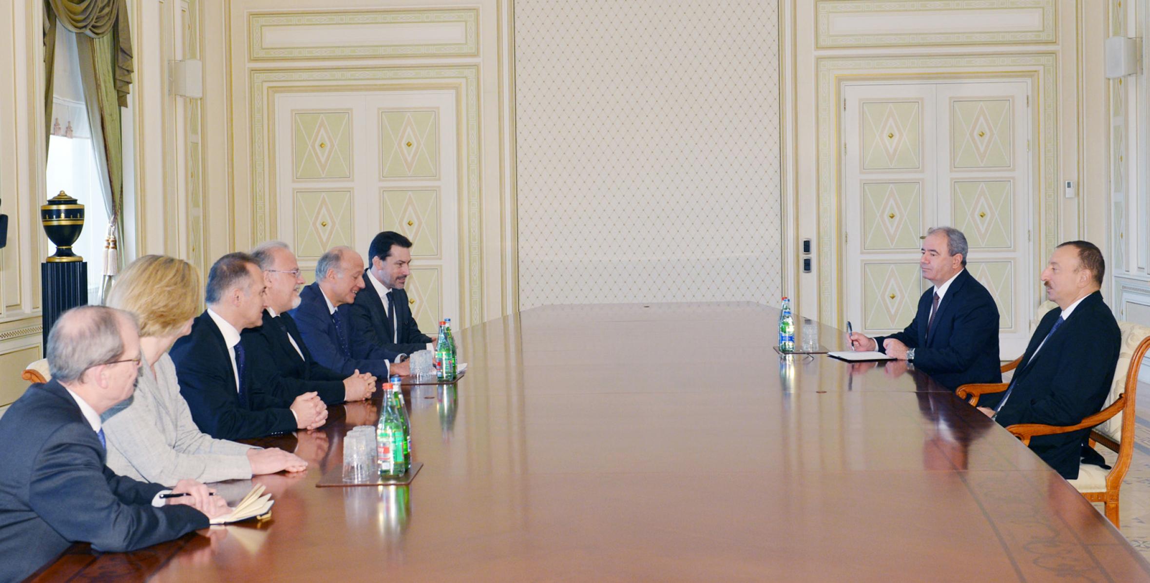 Ilham Aliyev received the Chief Executive Officer of “ASRTIUM” and the Director for International Development of “European Aeronautic Defense and Space”