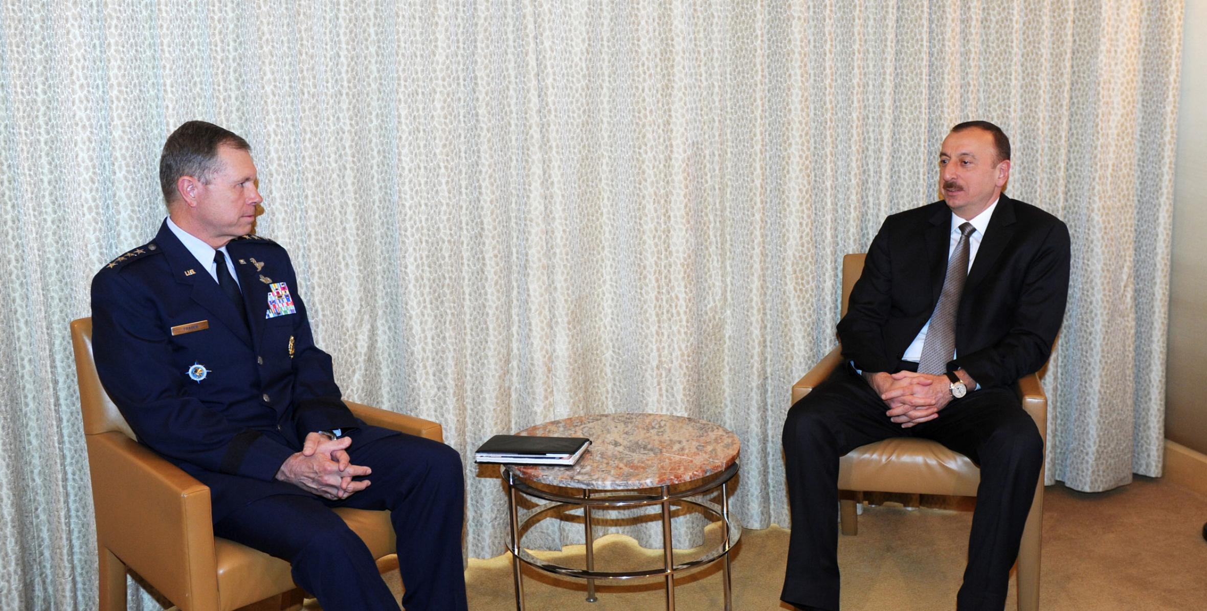 Ilham Aliyev met with US Transportation Commander Gen William Fraser