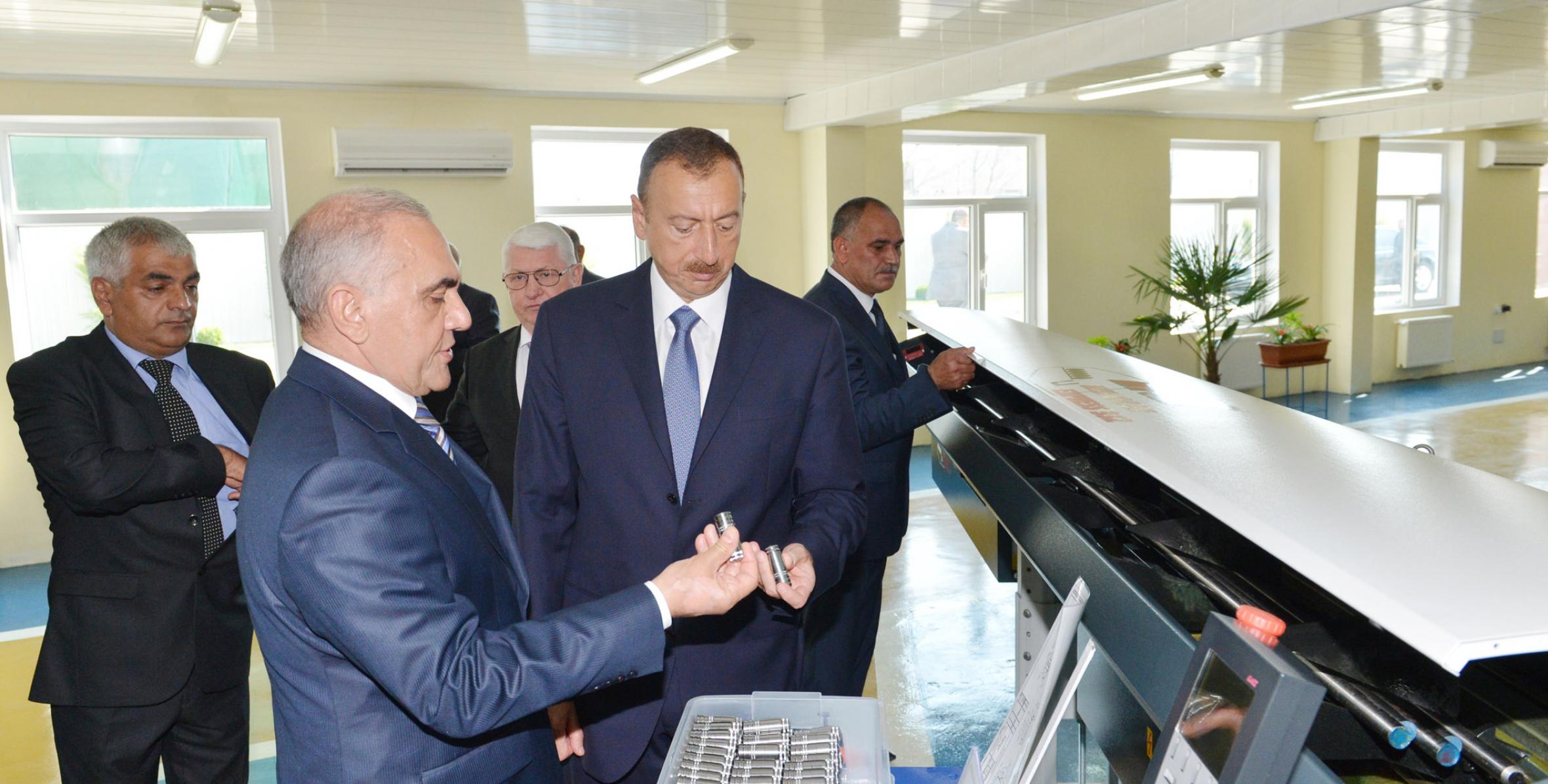 Ильхам Алиев принял участие в открытии в Ширване центра по производству крупнокалиберных патронов на заводе телемеханики Министерства оборонной промышленности