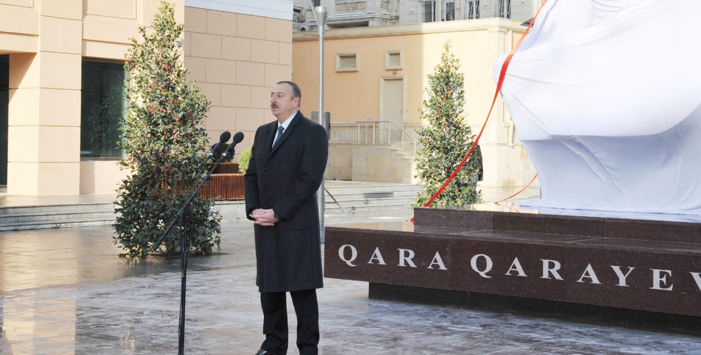 Ilham Aliyev unveiled the statue of outstanding composer Gara Garayev in Baku