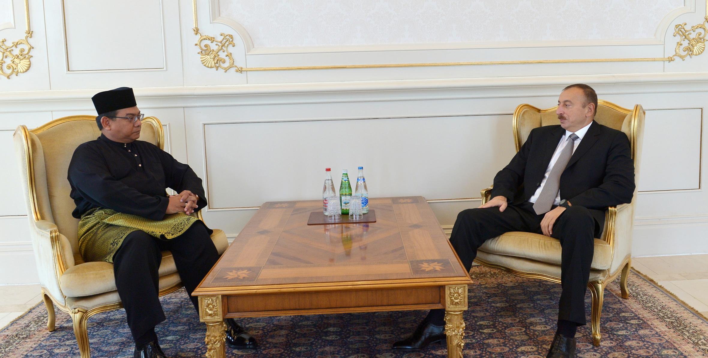 Ilham Aliyev received the newly-appointed Malaysian Ambassador