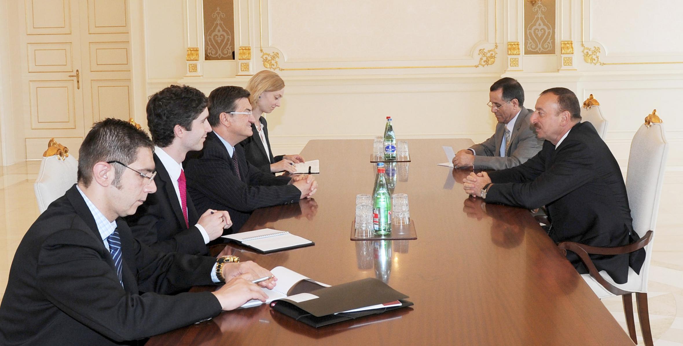 Ильхам Алиев принял делегацию во главе с председателем Парламентской Ассамблеи ОБСЕ Петросом Эфтимиу