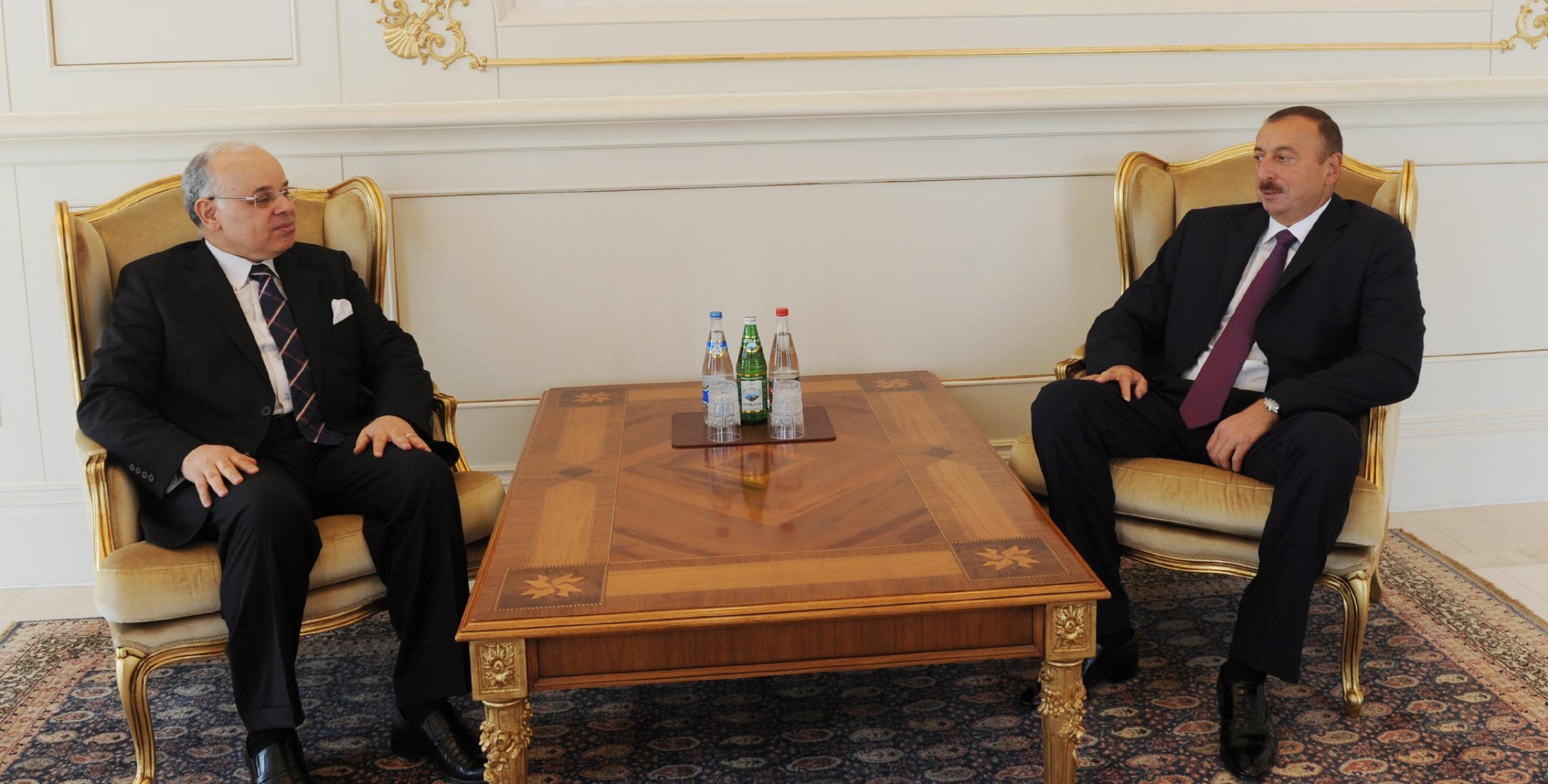 Ильхам Алиев принял посла Египта в Азербайджане в связи с завершением его дипломатической деятельности