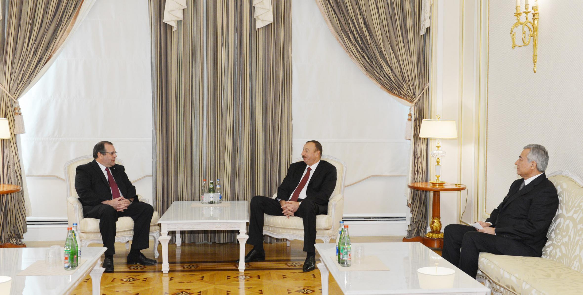 Ilham Aliyev received Secretary General of the International Shooting Sport Federation Franz Schreiber