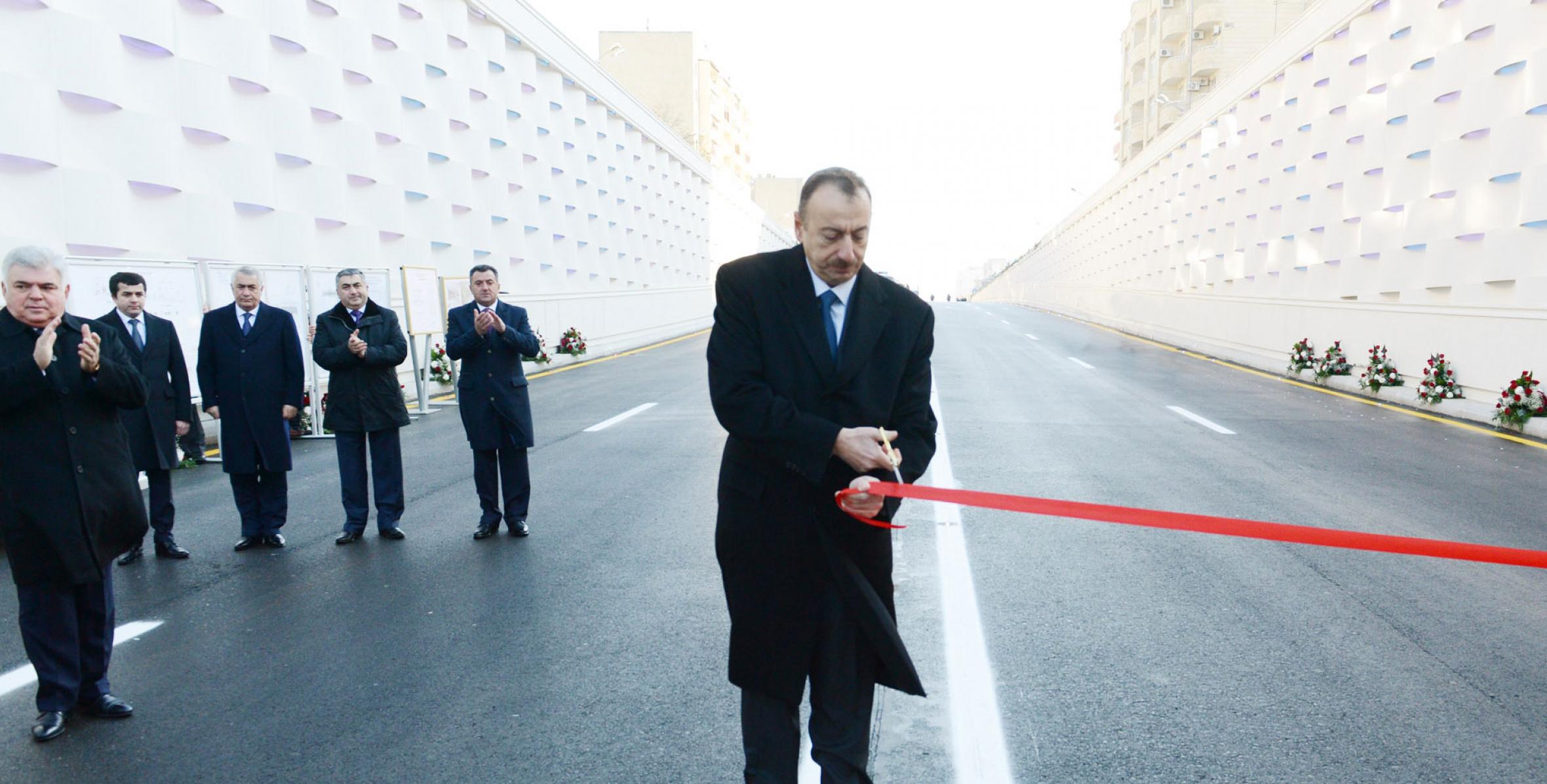 Ильхам Алиев принял участие в церемонии открытия подземного автомобильного туннеля на пересечении проспектов Гасана Алиева и Ататюрка в Баку