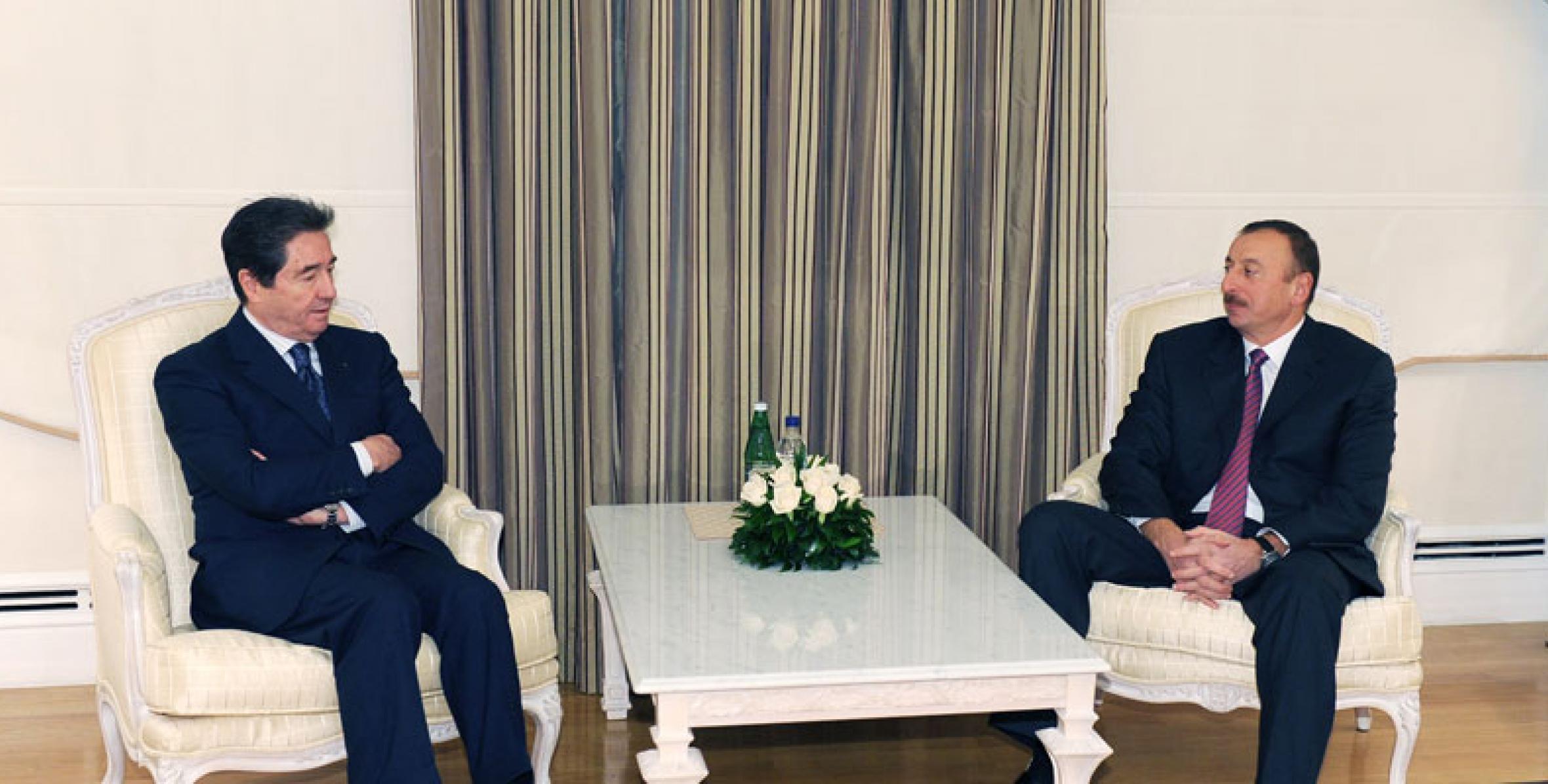 Ilham Aliyev received President of International Skating Union Ottavio Cinquanta