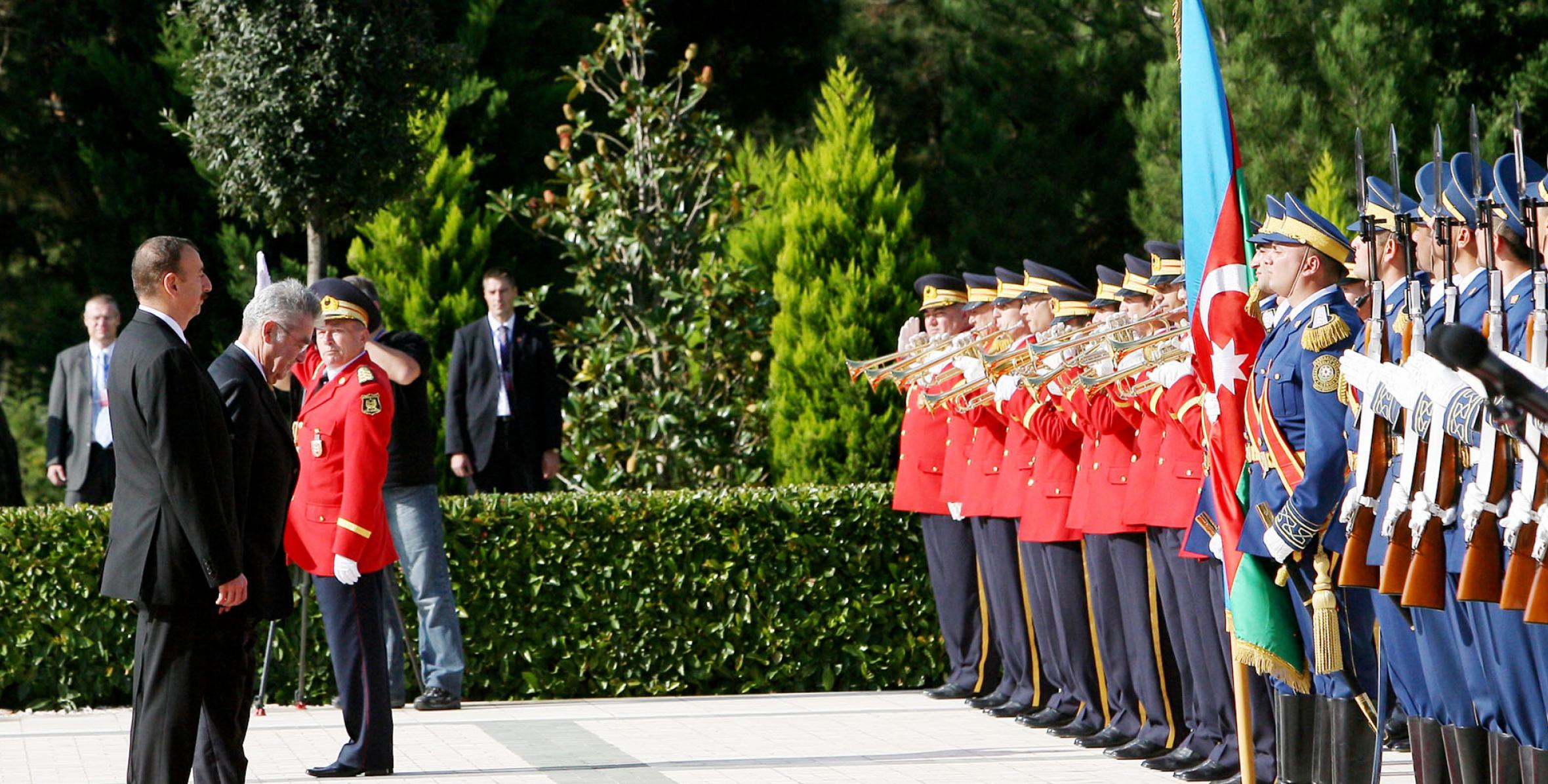 Official welcoming ceremony of Federal President of the Republic of Austria Heinz Fischer was held