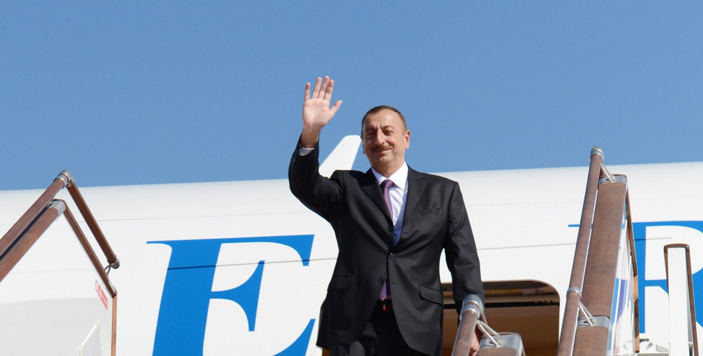 Ильхам Алиев отбыл с рабочим визитом во Францию