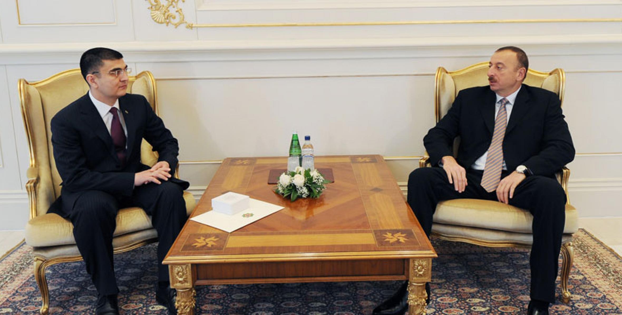 Ильхам Алиев принял новоназначенного посла Туркменистана в Азербайджане