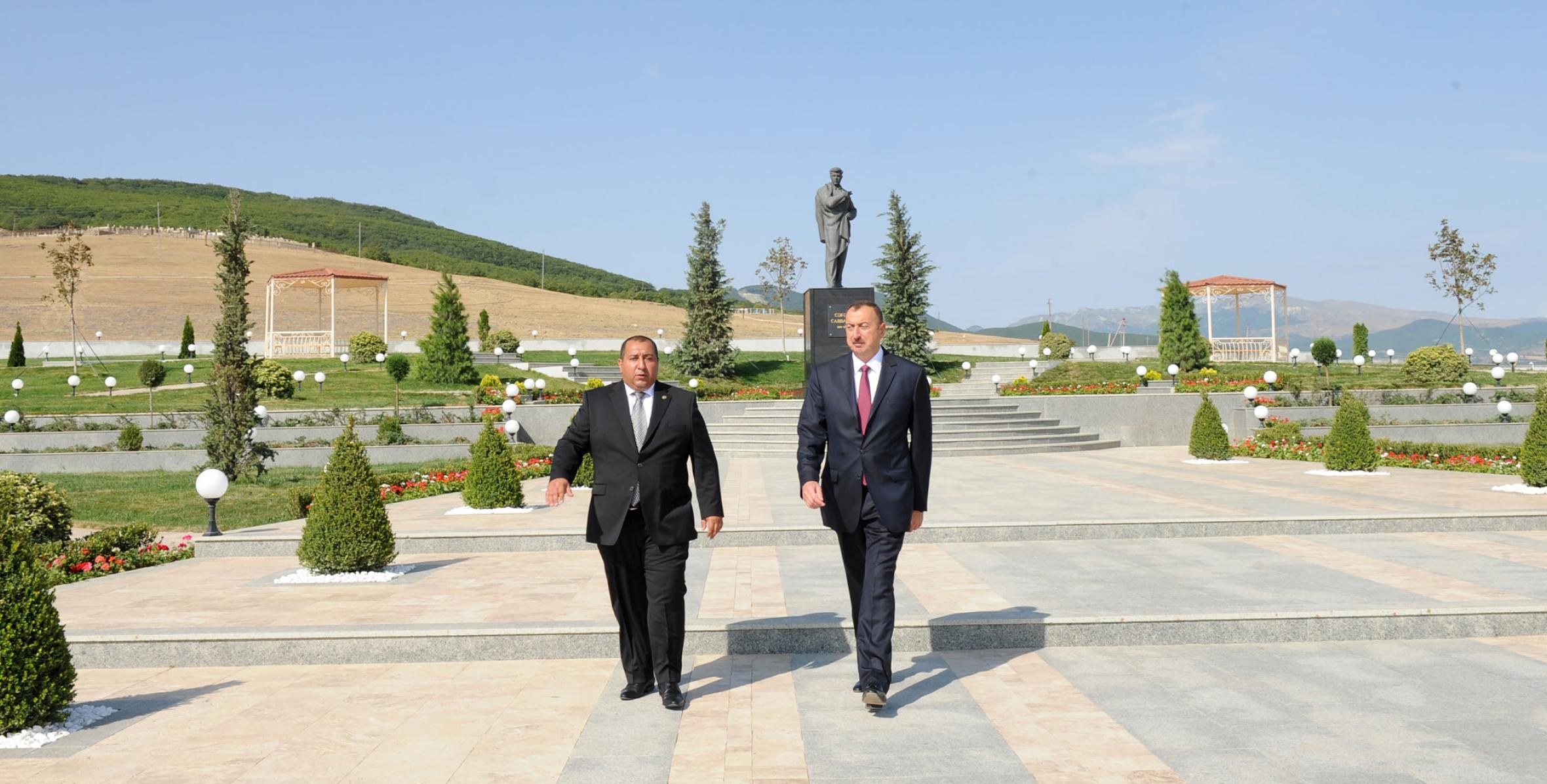 Ilham Aliyev reviewed the Jafar Jabbarli park after reconstruction