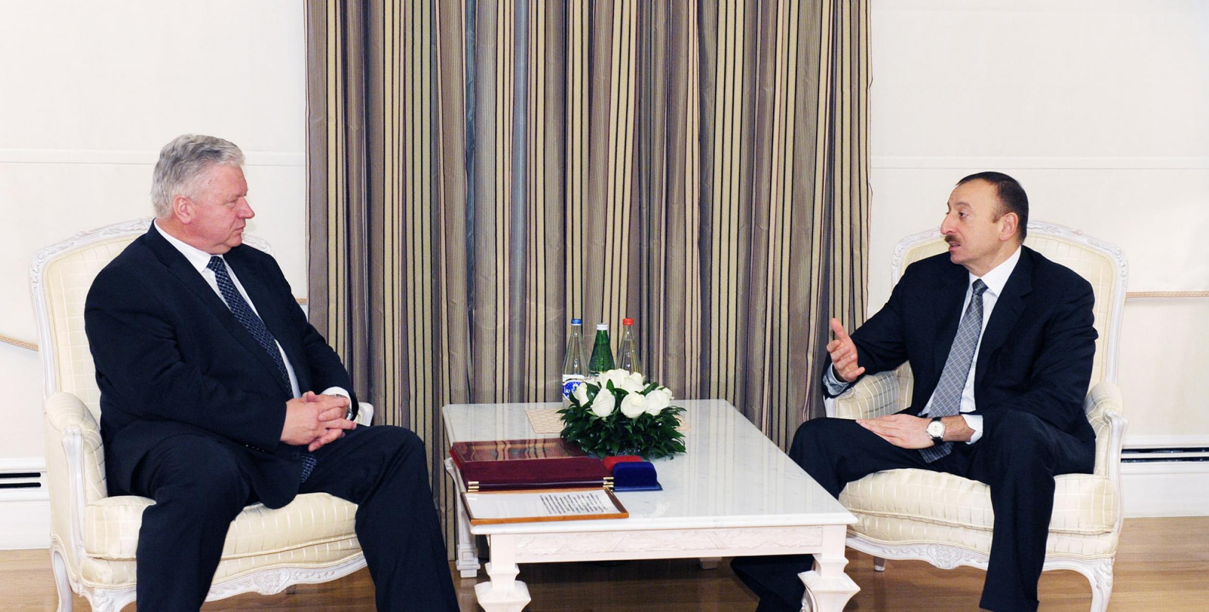 Ilham Aliyev received the Chairman of the Federation of Independent Trade Unions of Russia