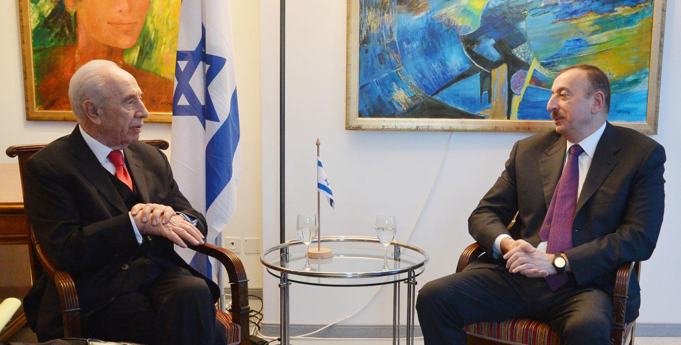 İlham Əliyevin və İsrail Dövlətinin Prezidenti Şimon Peresin görüşü olmuşdur