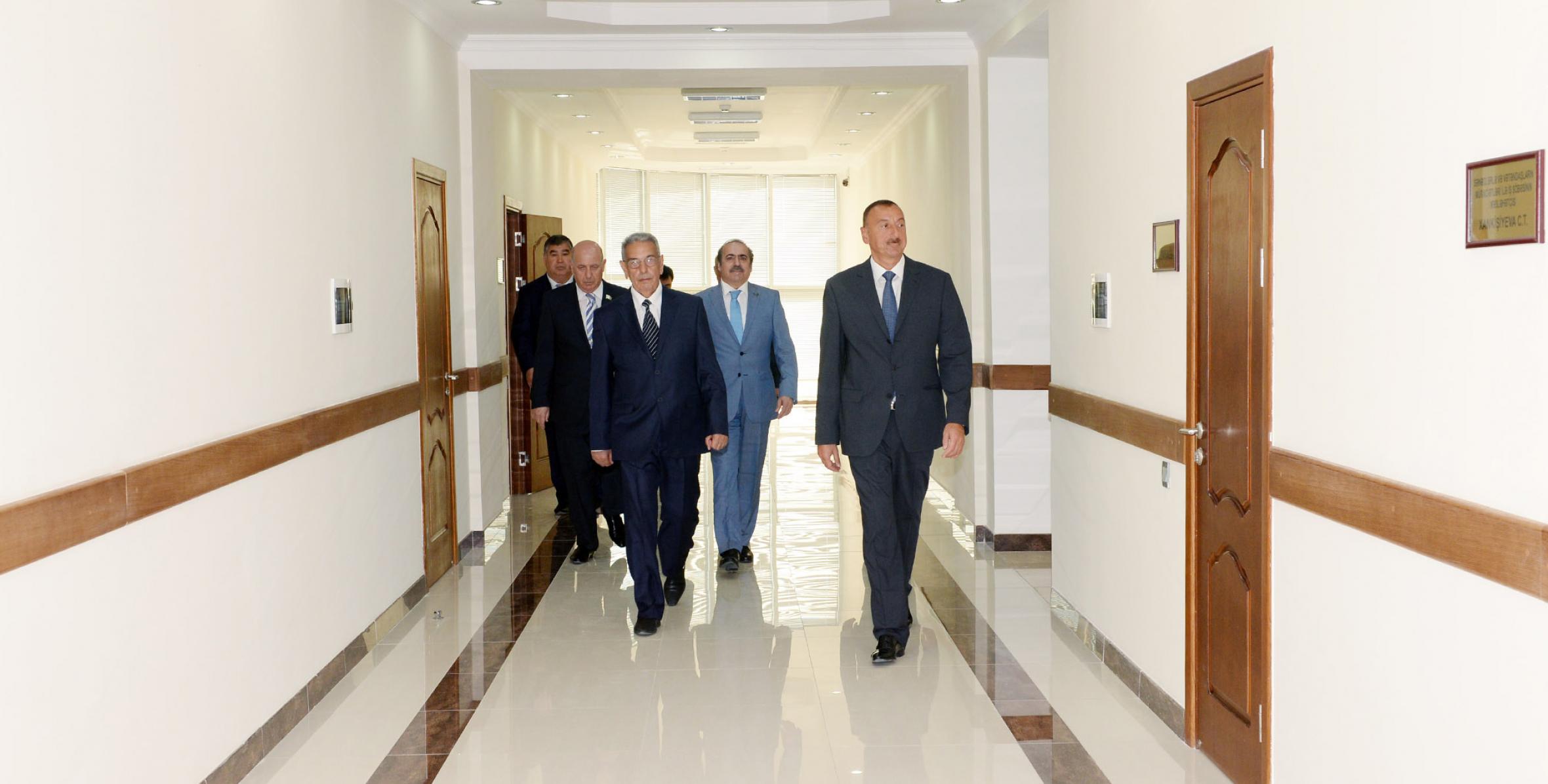 Ильхам Алиев ознакомился с условиями, созданными в здании Исполнительной власти Кюрдамирского района
