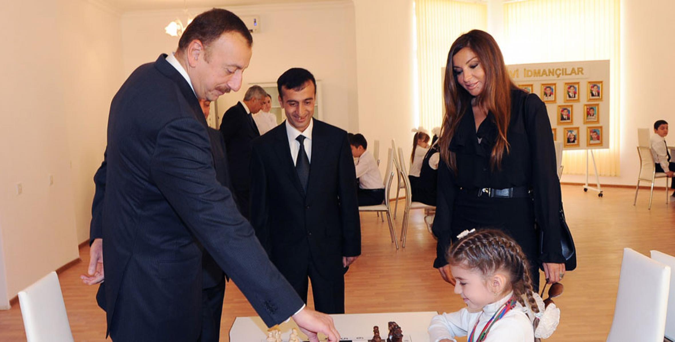 Ильхам Алиев принял участие в открытии шахматной школы в Мингячевире
