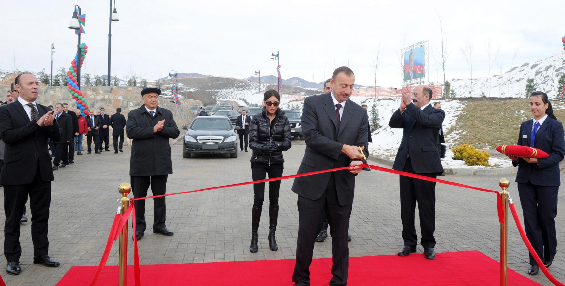Ильхам Алиев принял участие в открытии в Гусаре отеля «Зирвя», входящем в Шахдагский зимне-летний туристический комплекс