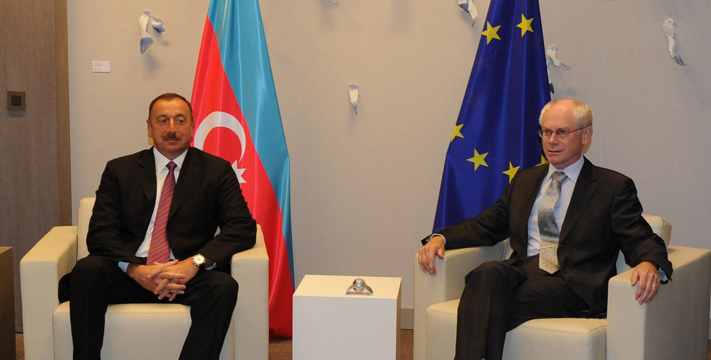 Состоялась встреча Ильхама Алиева и президента Европейского Союза Хермана Ван Ромпея