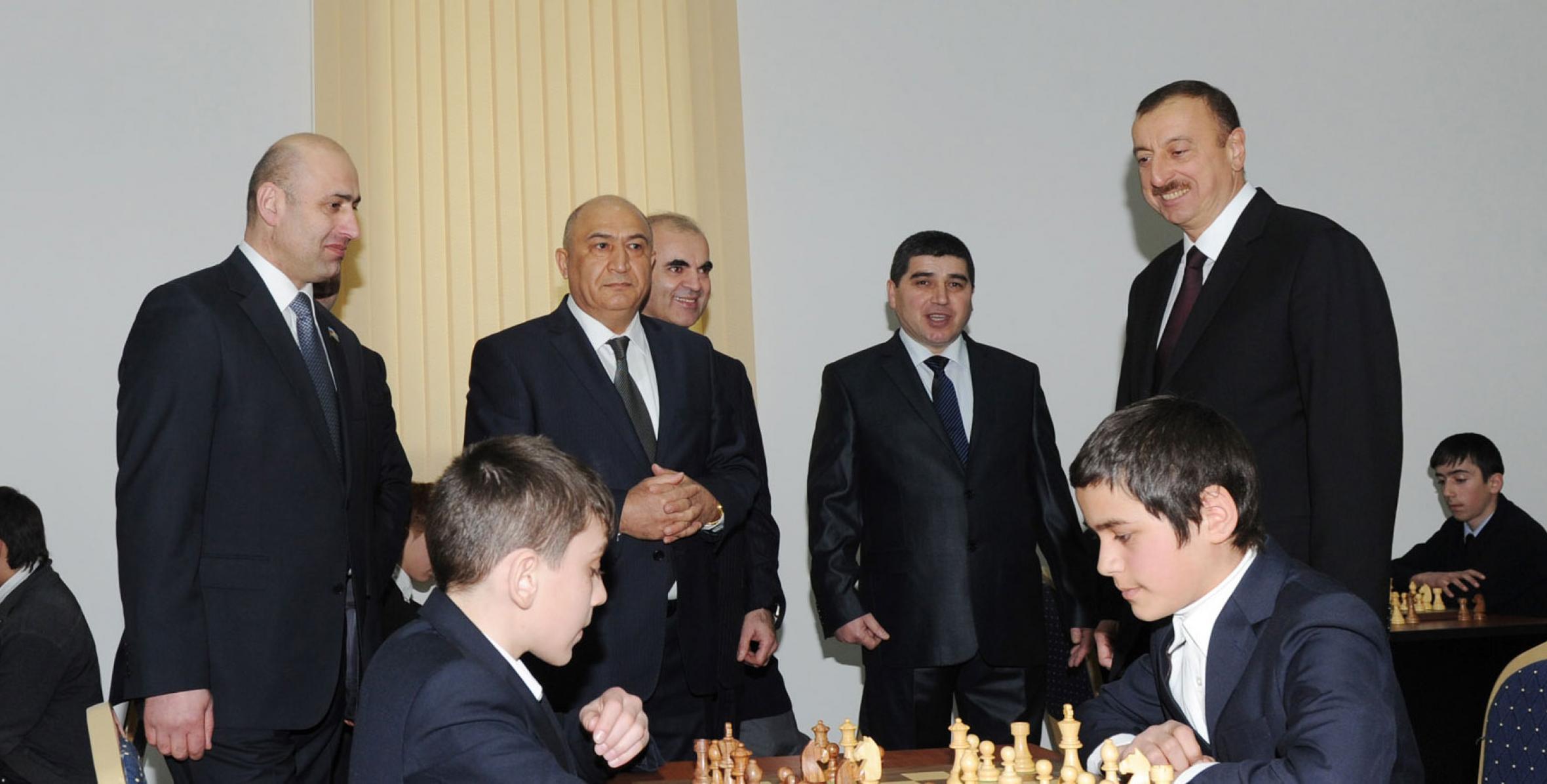 Ильхам Алиев принял участие в открытии шахматного центра в Гусаре