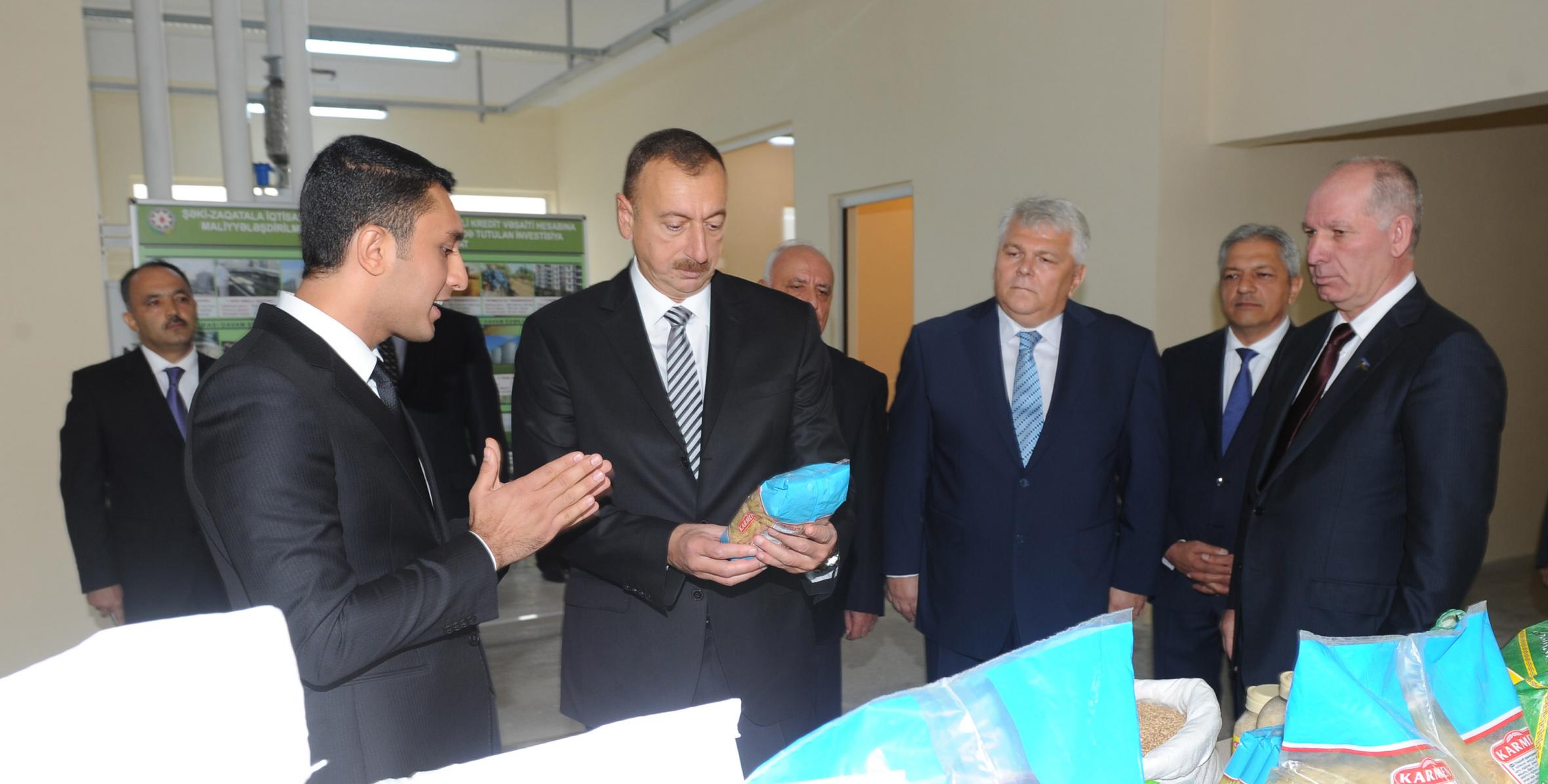Ильхам Алиев принял участие в открытии комплекса зернохранилища и мельницы в Шеки