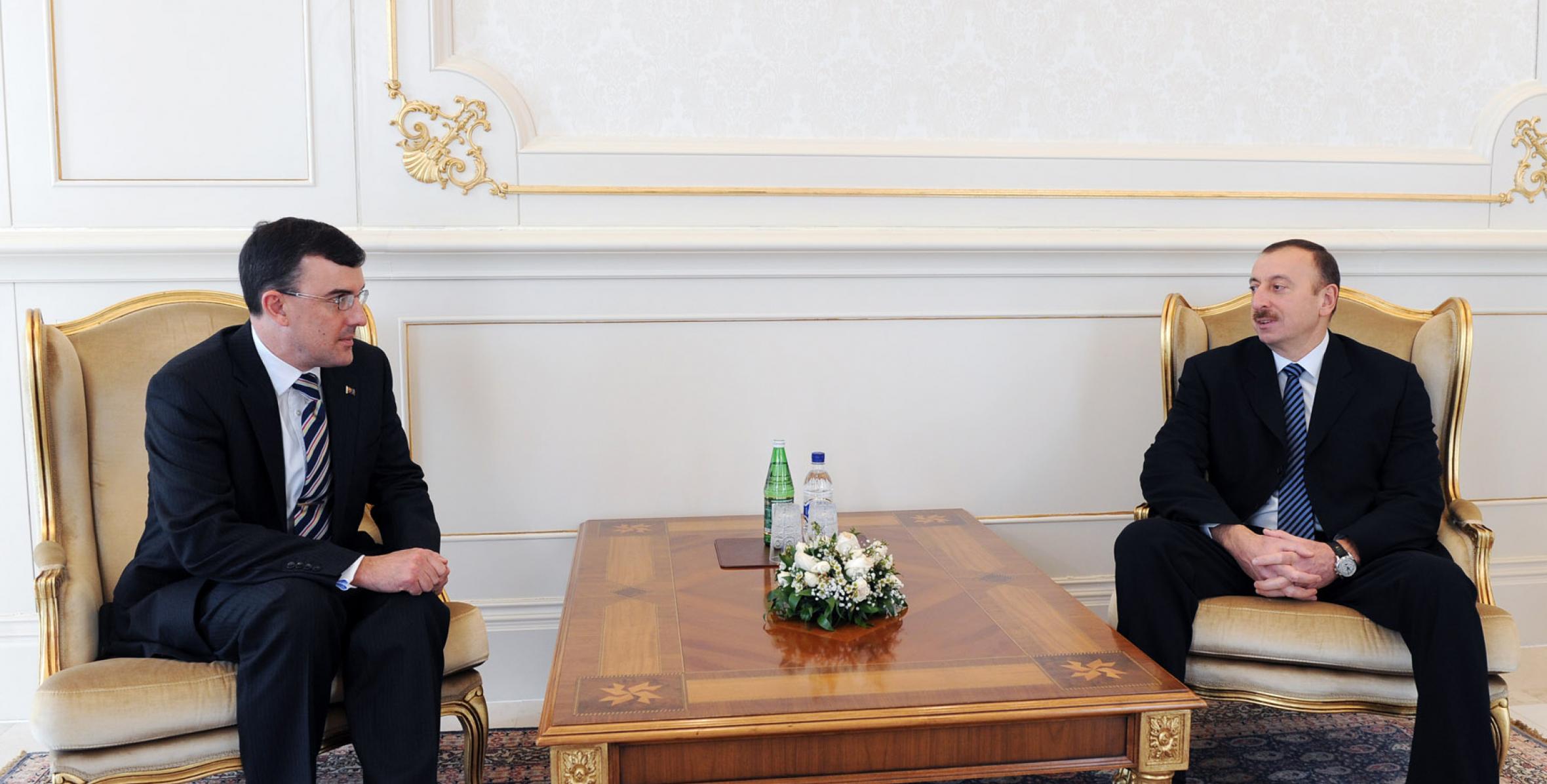Ilham Aliyev received the credentials of a newly appointed Ambassador of the Commonwealth of Australia in Azerbaijan