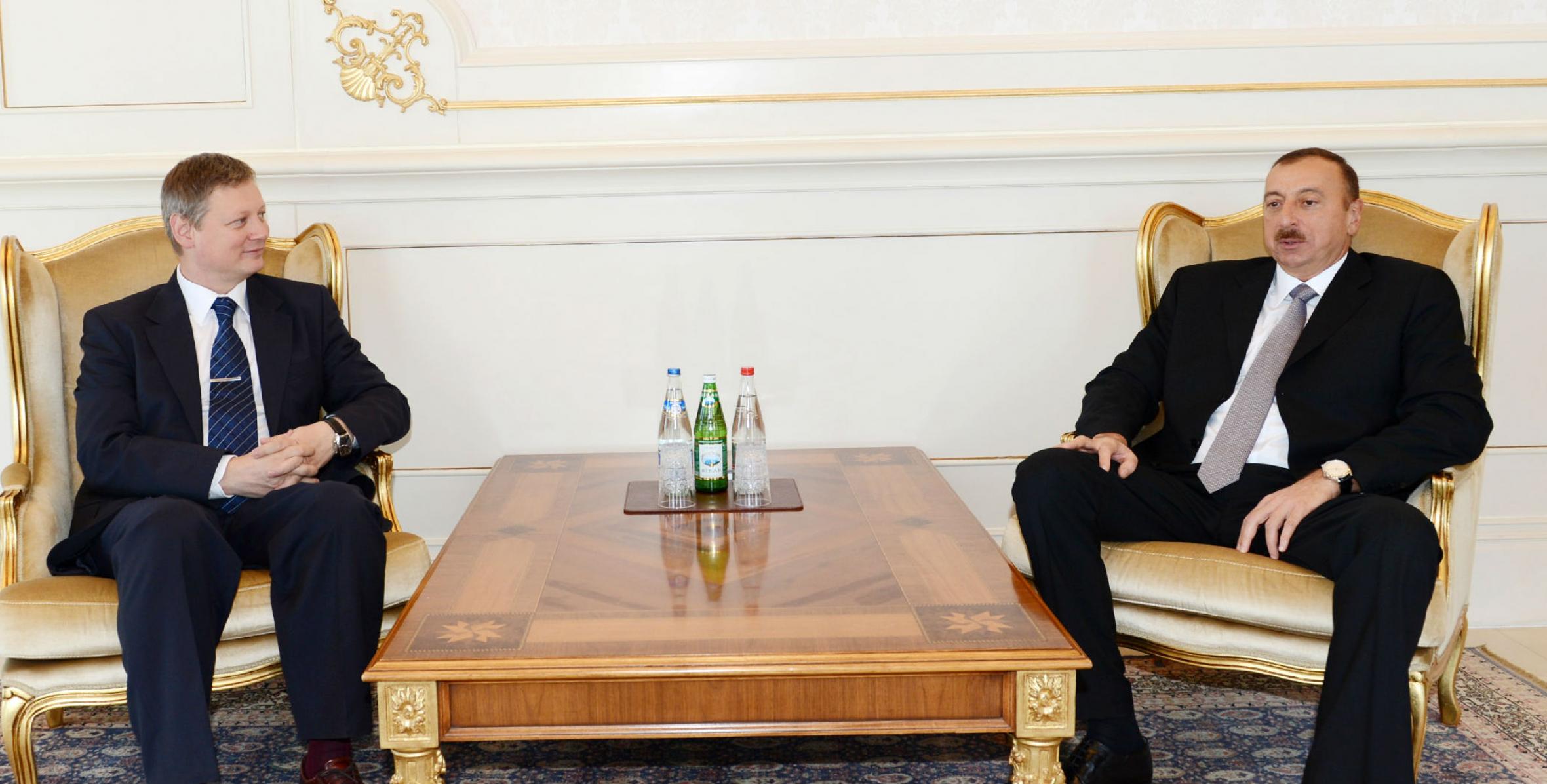 Ilham Aliyev accepted the credentials from the newly-appointed Ambassador of Estonia to Azerbaijan