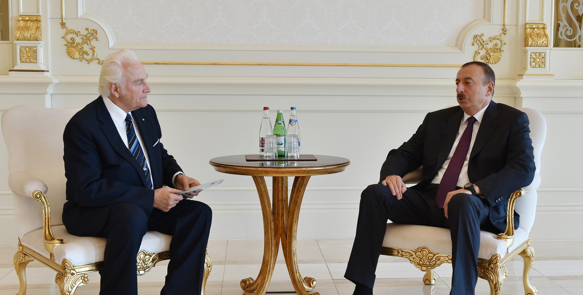 Ильхам Алиев принял экс-президента Эстонии Арнольда Рюйтеля