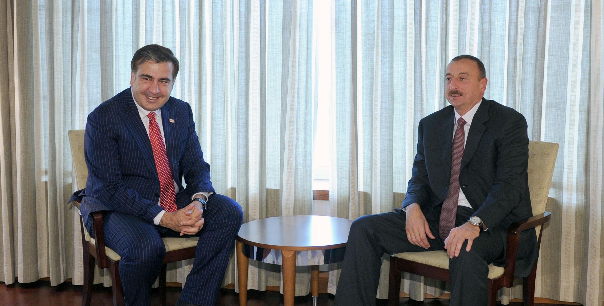 Ilham Aliyev met with Georgian President Mikheil Saakashvili