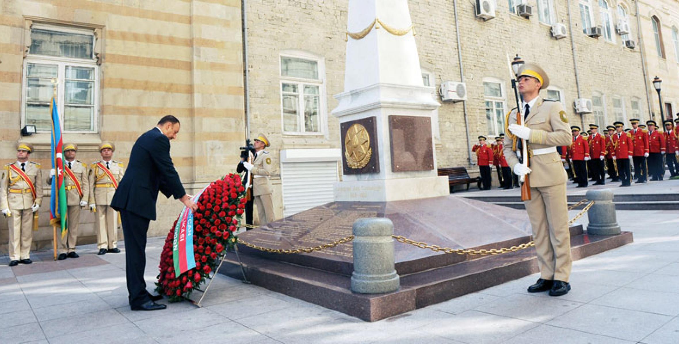 Ilham Aliyev visited the monument in honor of Azerbaijan Democratic Republic
