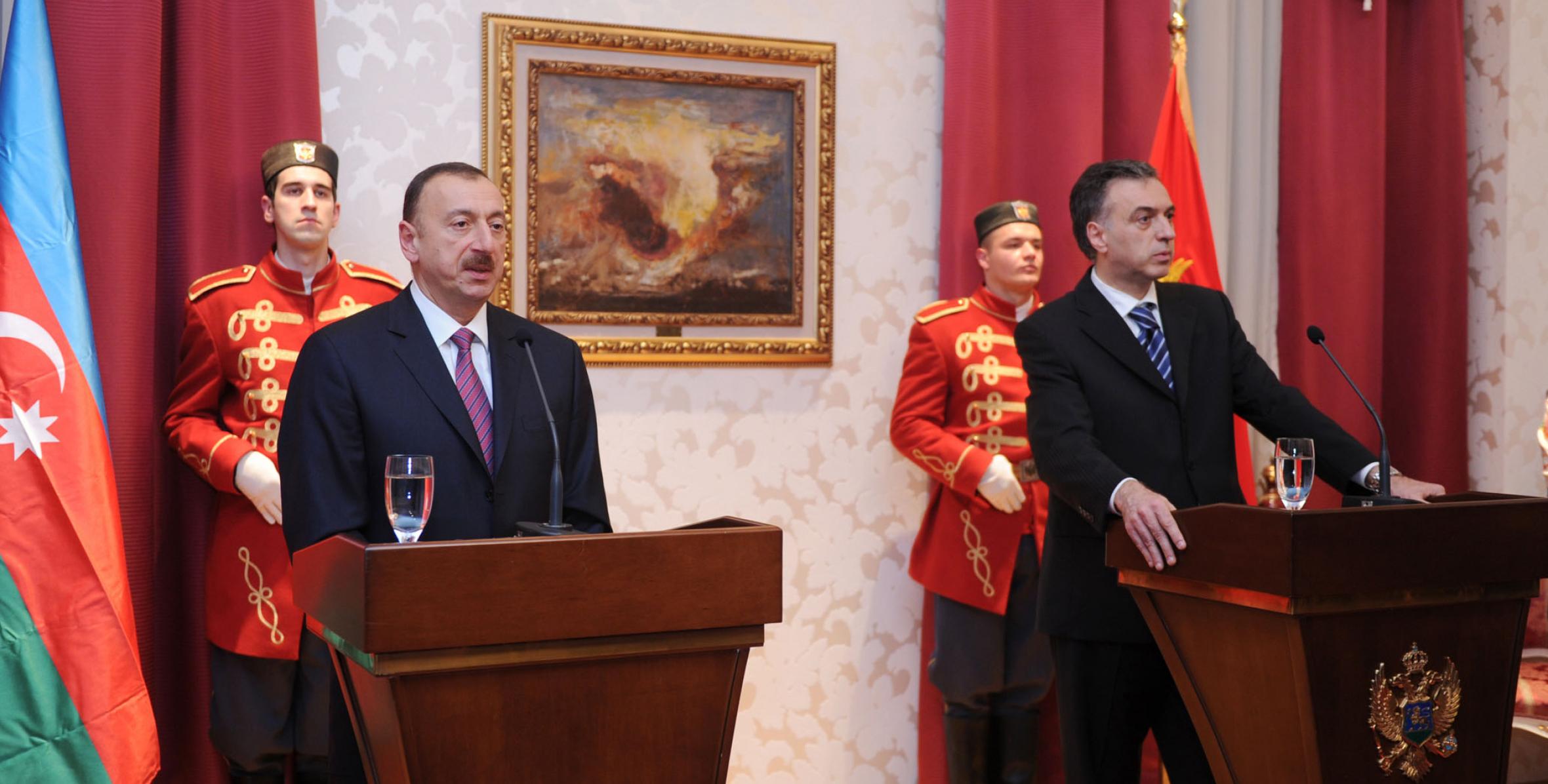 Президенты Азербайджана и Монтенегро выступили с заявлениями для печати