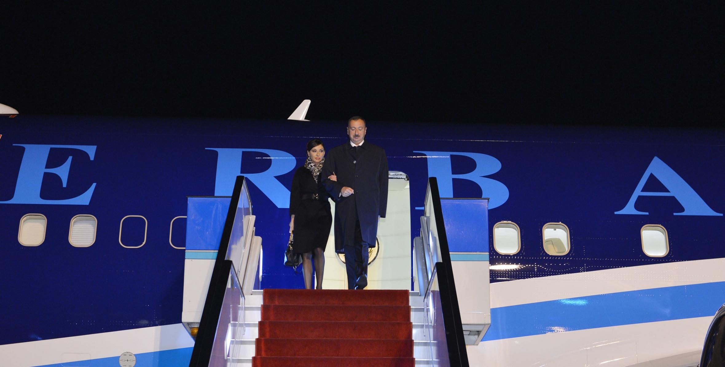 Ильхам Алиев прибыл с официальным визитом в Турецкую Республику