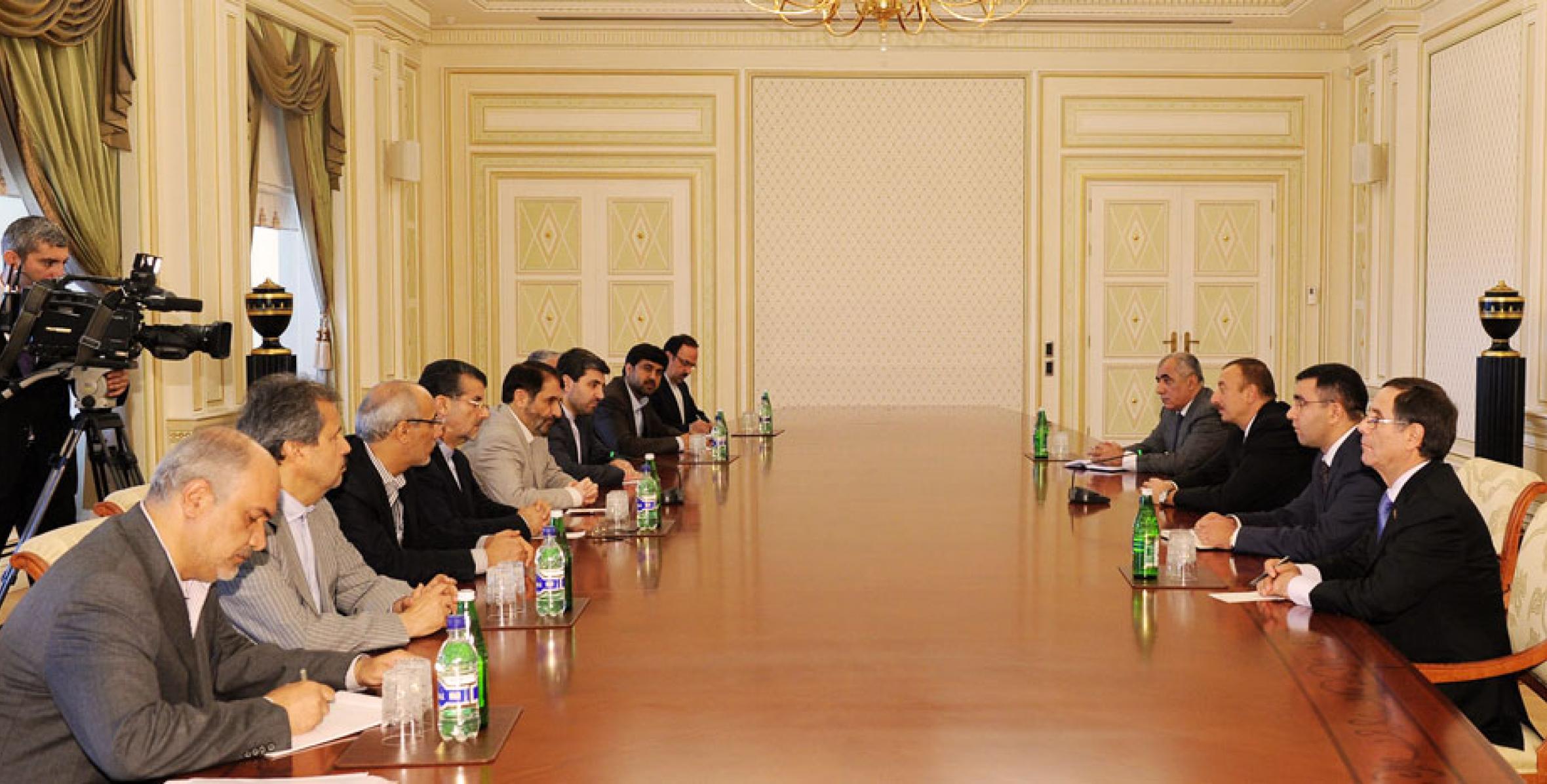 Ilham Aliyev received assistant of the Iranian first Vice President on economic issues Ali Agamohammedi