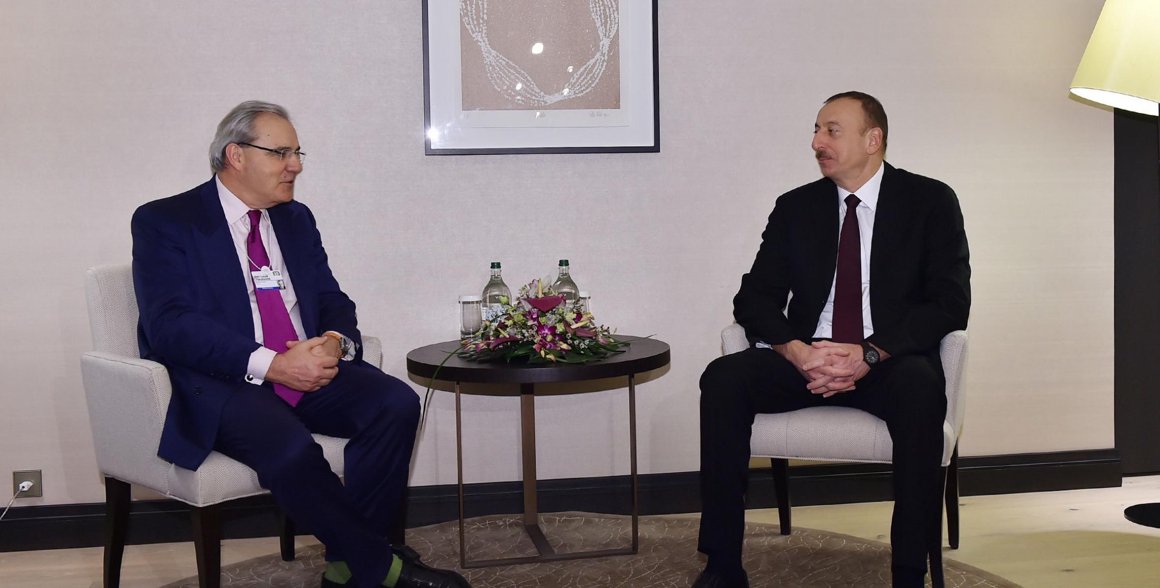 İlham Əliyev Davosda “Gaz de  France Suez” şirkətinin baş icraçı direktoru ilə görüşüb
