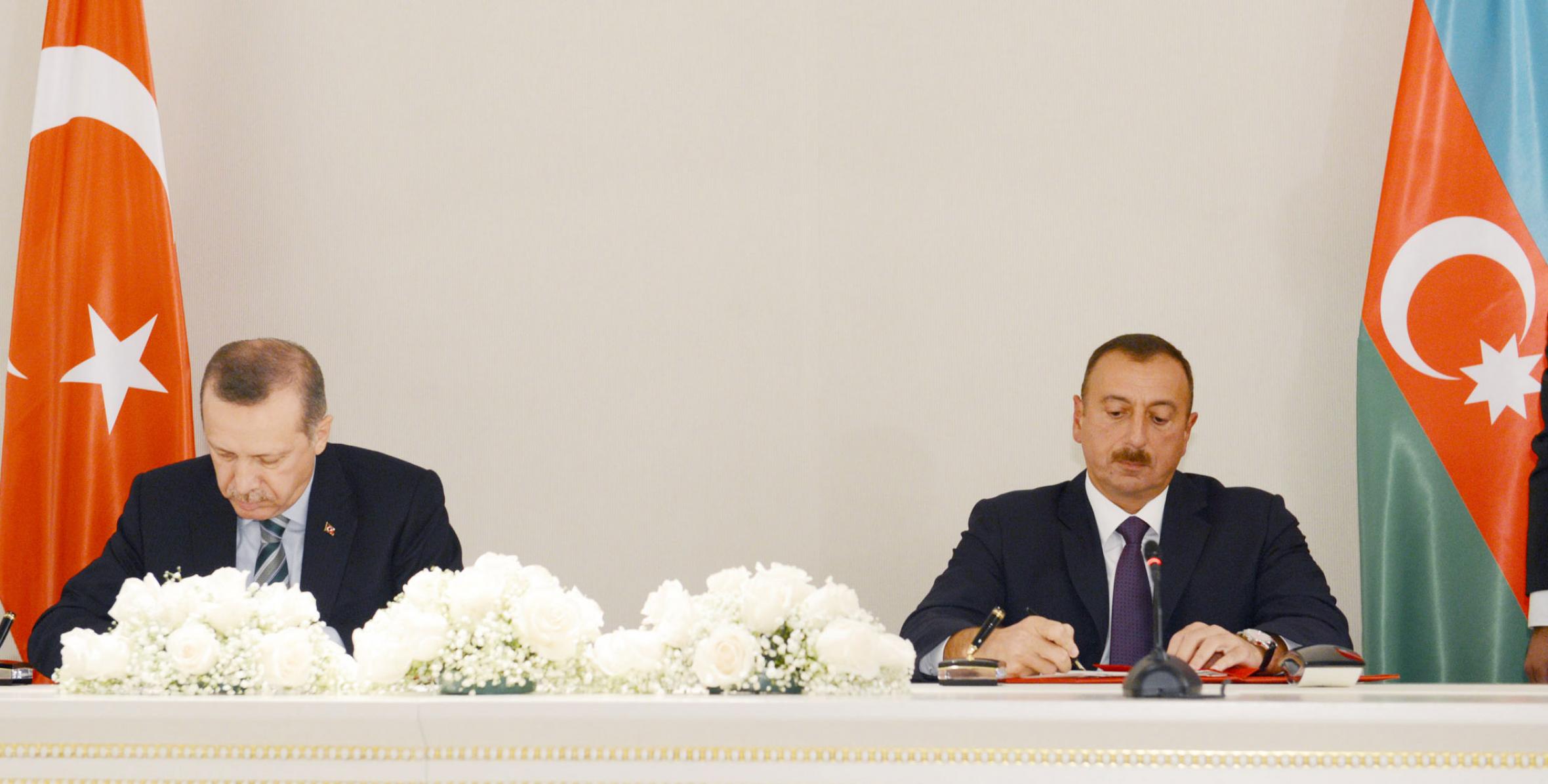 Состоялась церемония подписания азербайджано-турецких документов