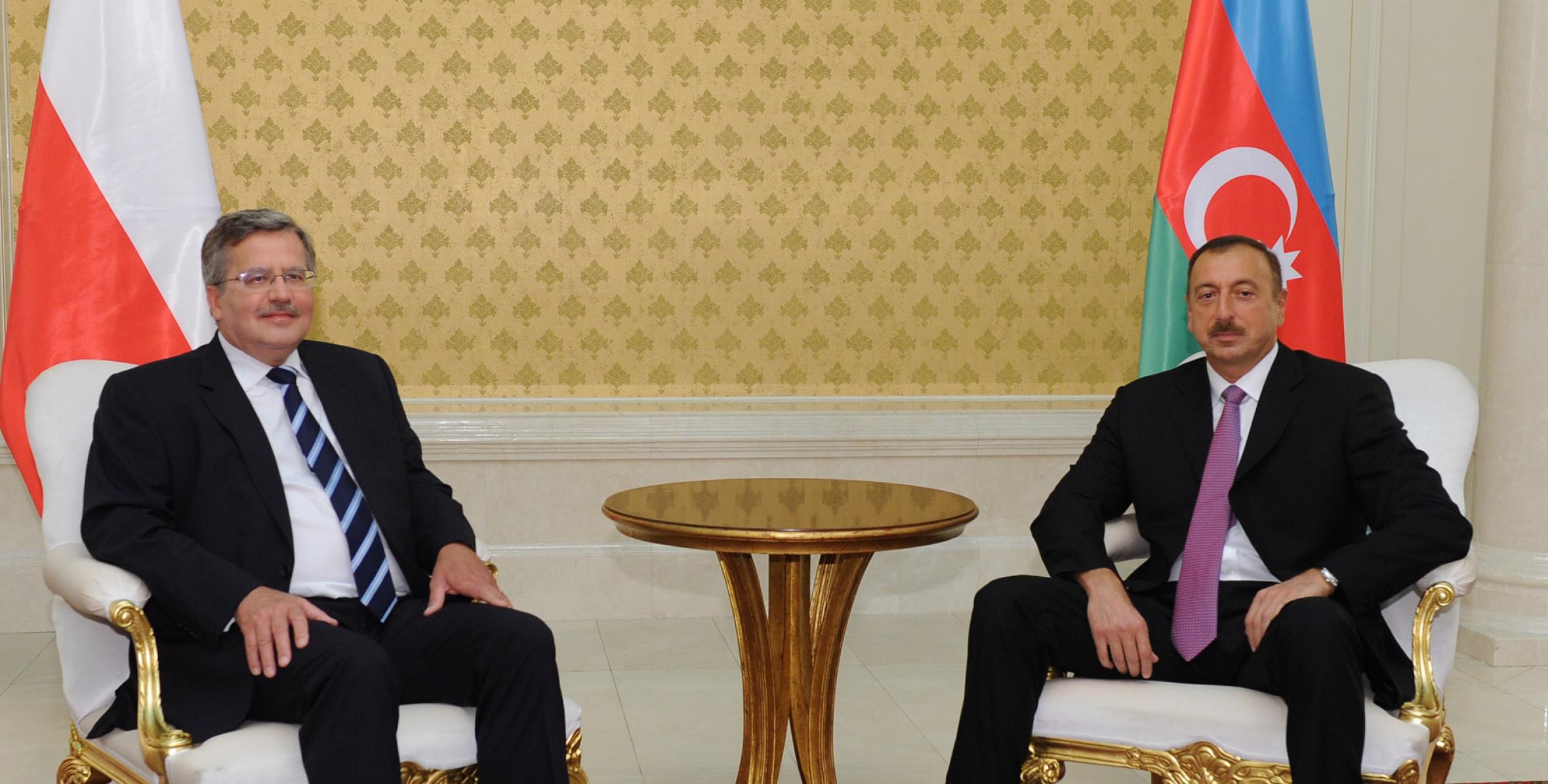 Ilham Aliyev had a face-to-face meeting with Polish President Bronislaw Komorowski