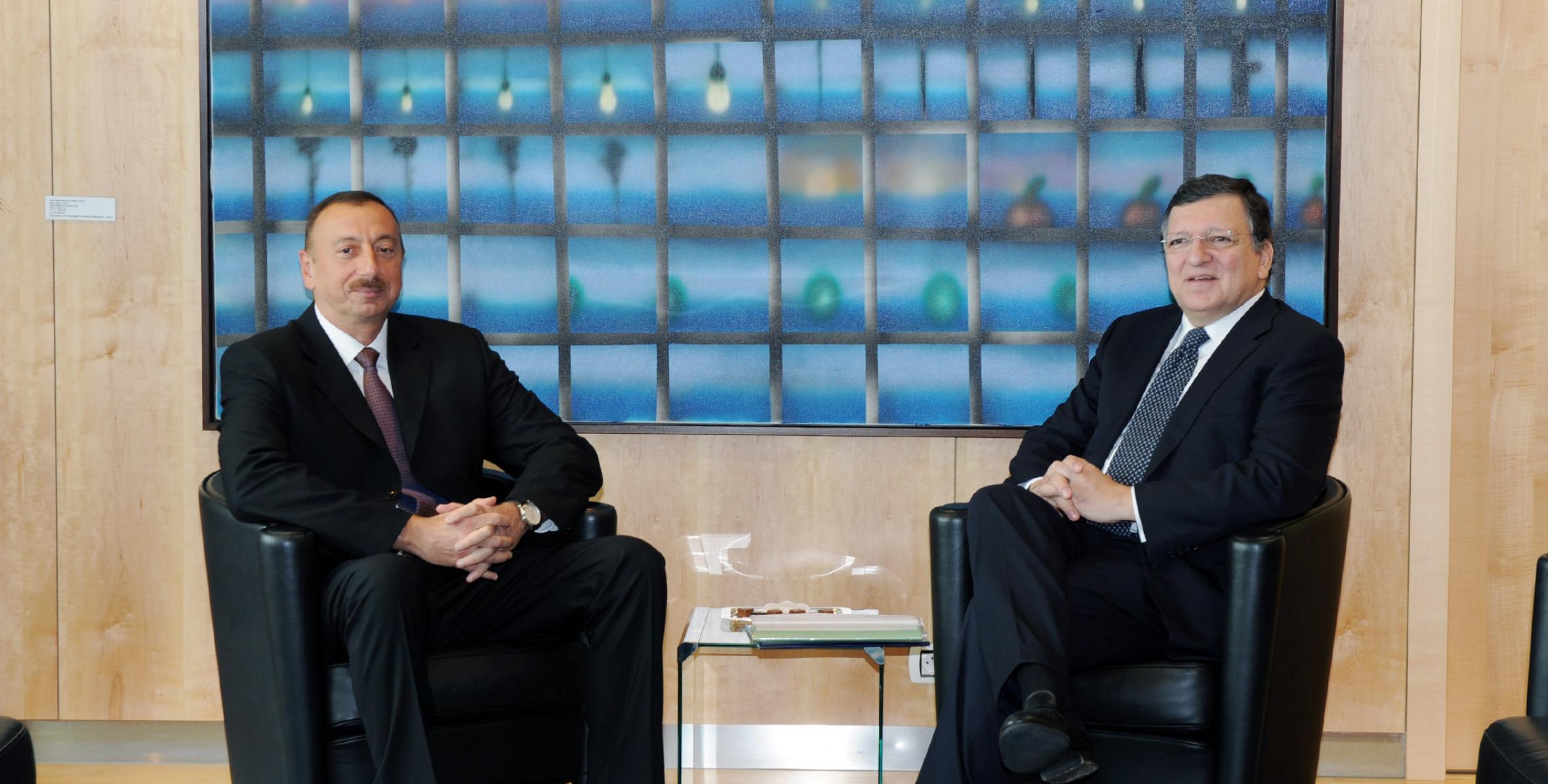 Состоялась встреча Ильхама Алиева и председателя Еврокомиссии Жозе Мануэла Баррозу