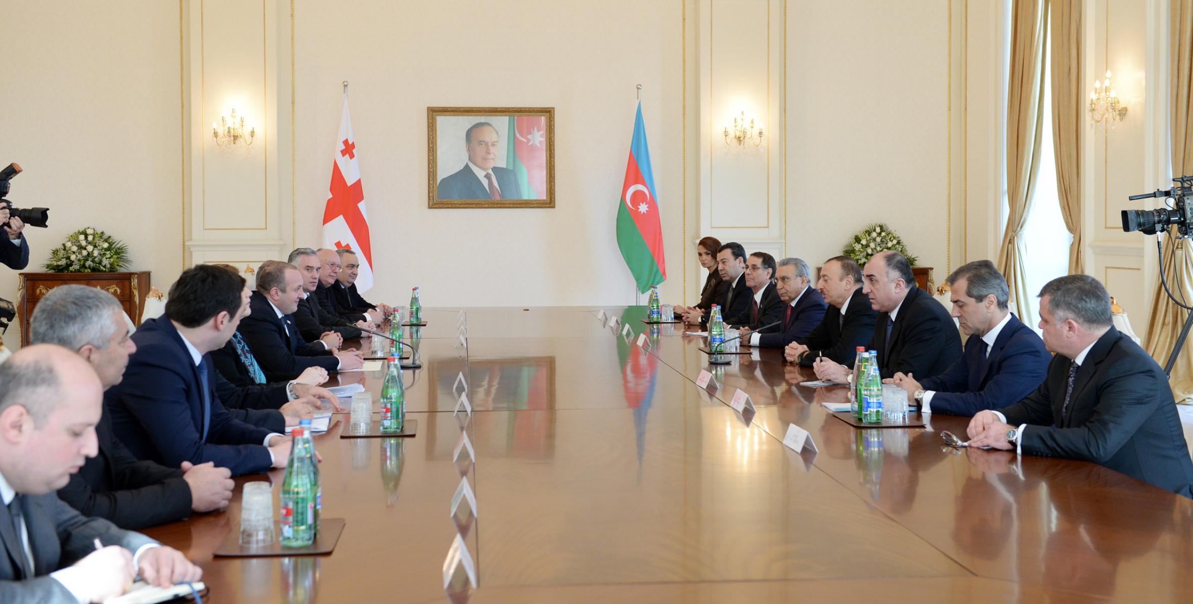 Ilham Aliyev met with President of Georgia Giorgi Margvelashvili in an expanded format with the participation of delegations