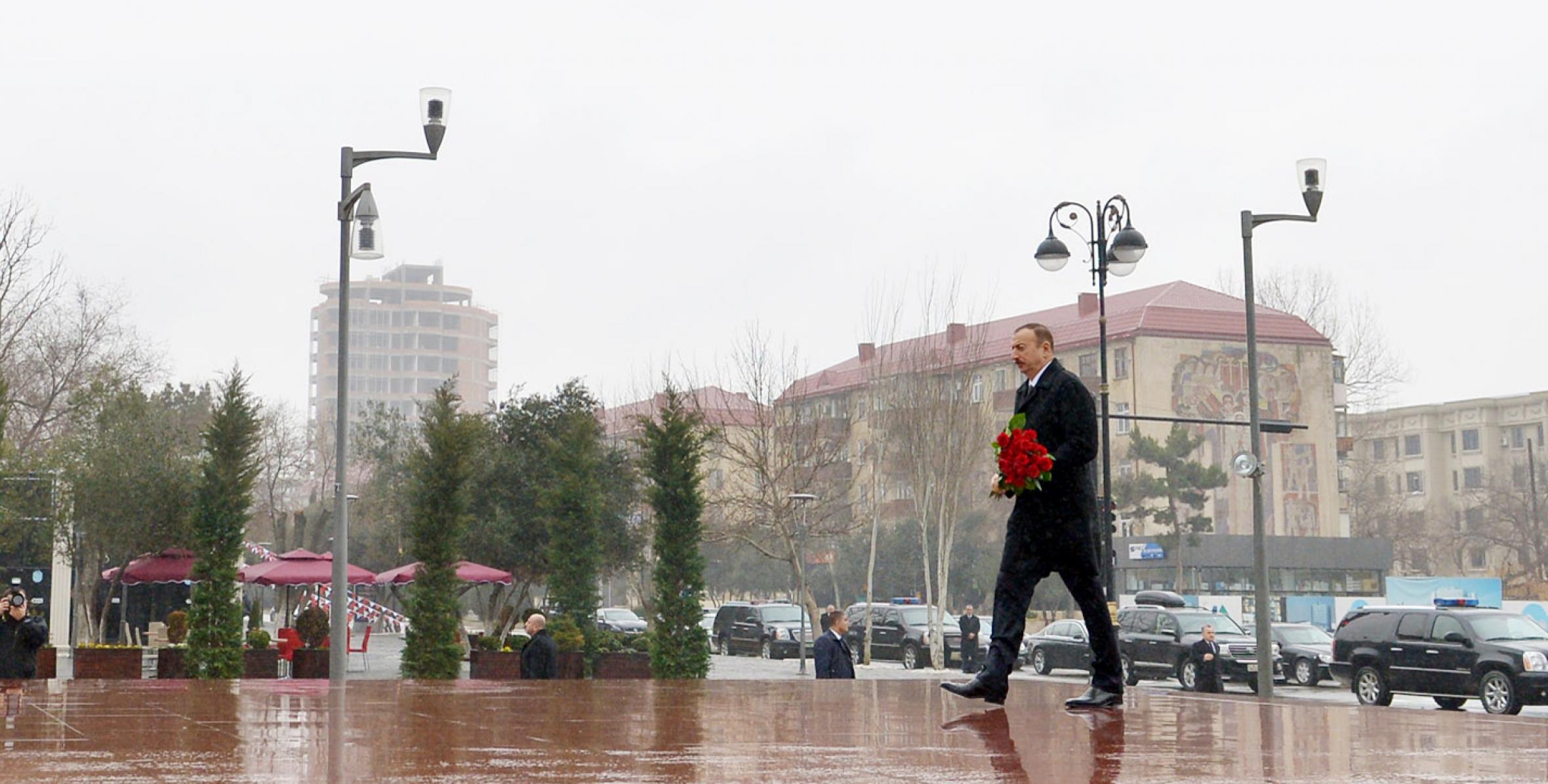 Ильхам Алиев совершил поездку в город Сумгайыт