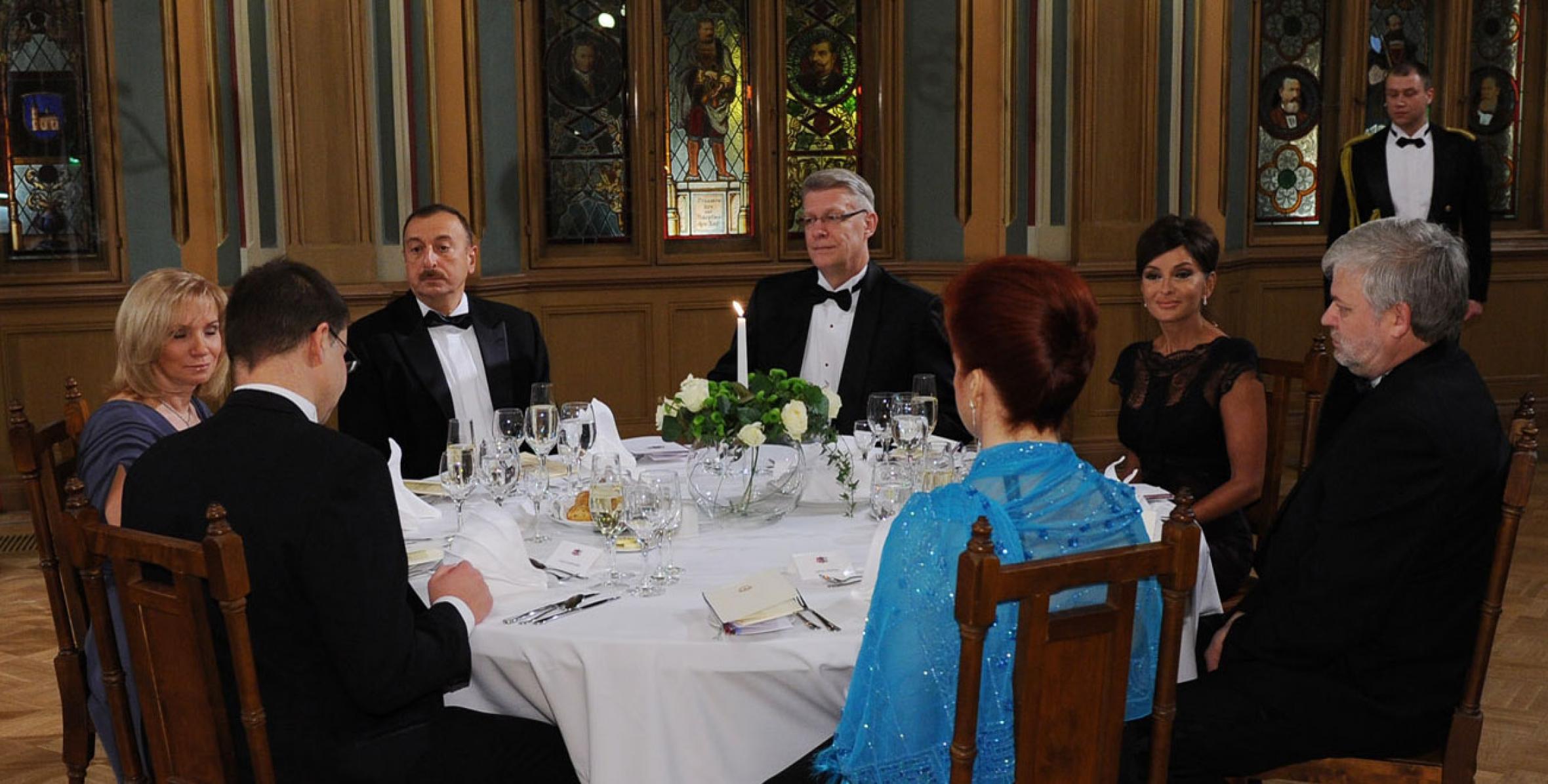 Official dinner reception was hosted in honor of Ilham Aliyev
