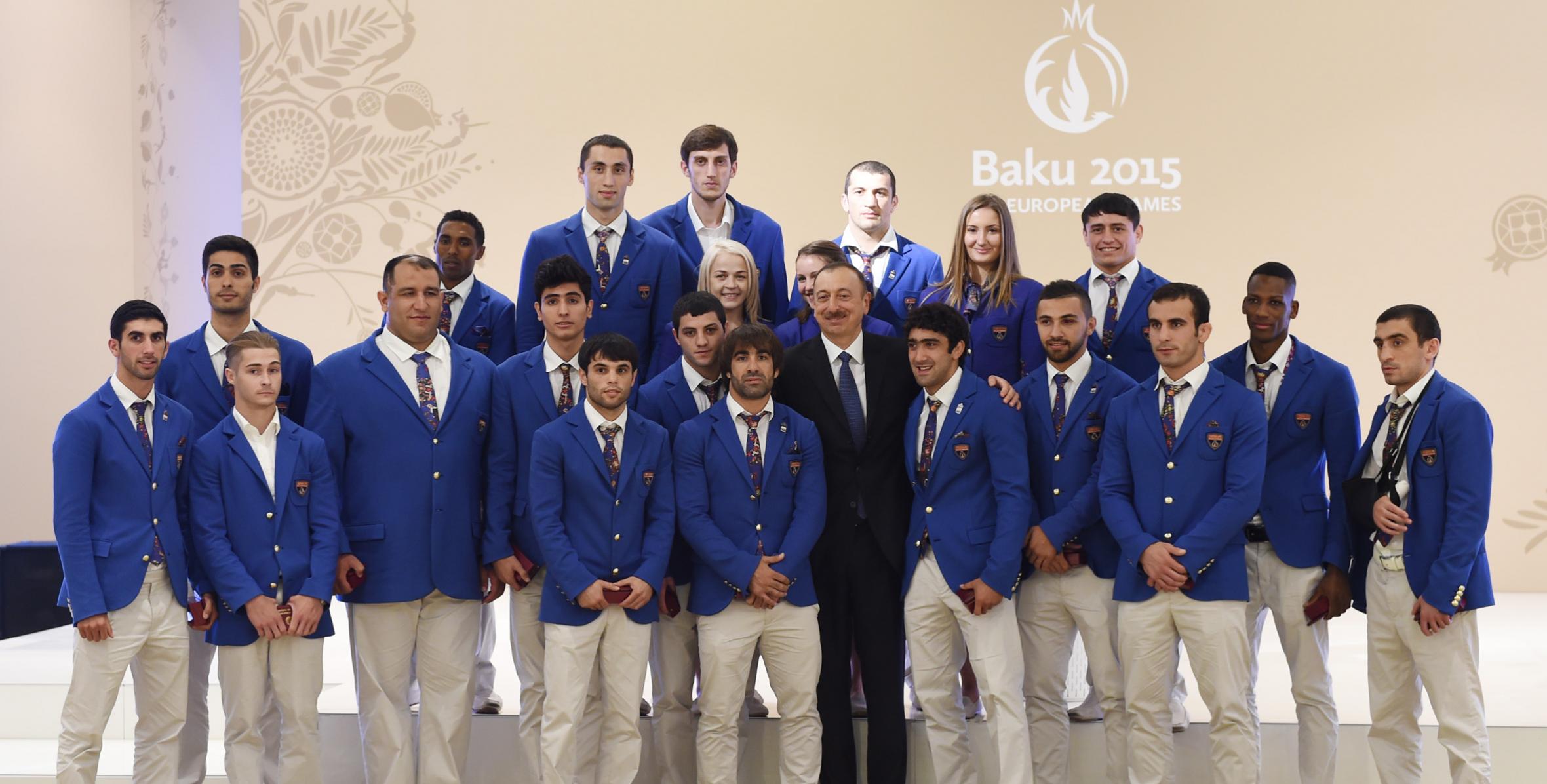 İlham Əliyev birinci Avropa Oyunları ilə əlaqədar keçirilən mükafatlandırılma mərasimində iştirak edib