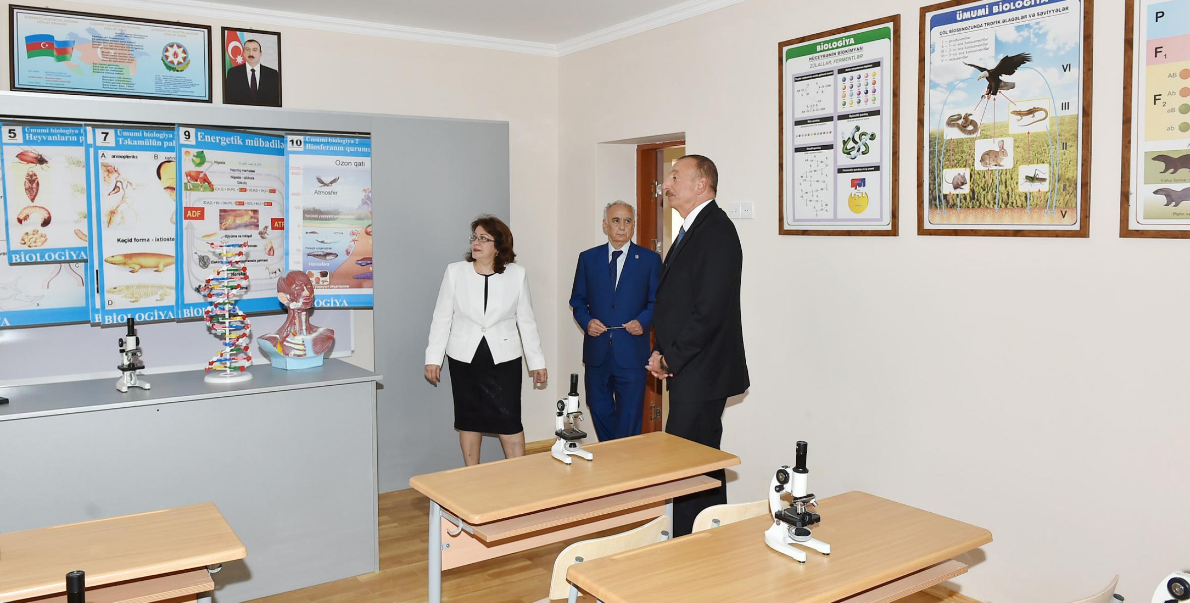 Ilham Aliyev reviewed secondary school No 283 after repair and reconstruction in Baku