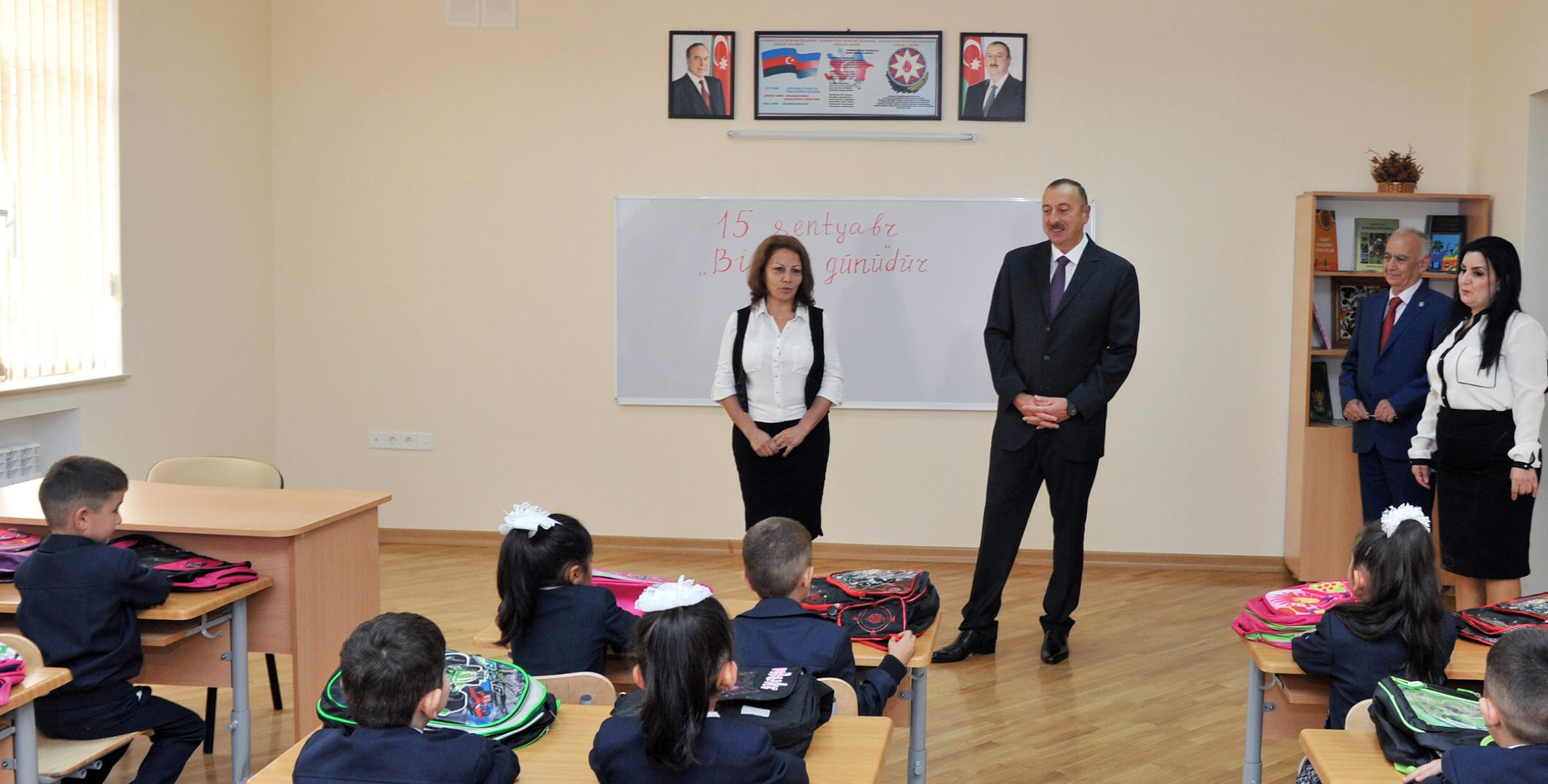 Ильхам Алиев ознакомился с условиями, созданными в полной средней школе номер 148 Сабунчинского района после реконструкции