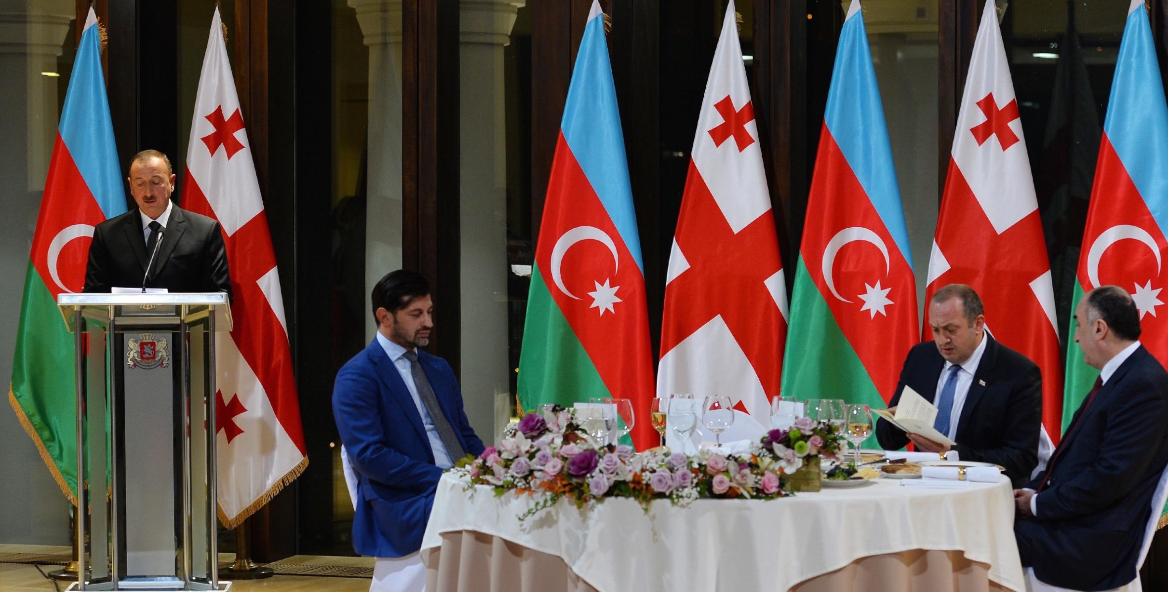 Official dinner reception was hosted on behalf of President of Georgia Giorgi Margvelashvili in honor of President Ilham Aliyev