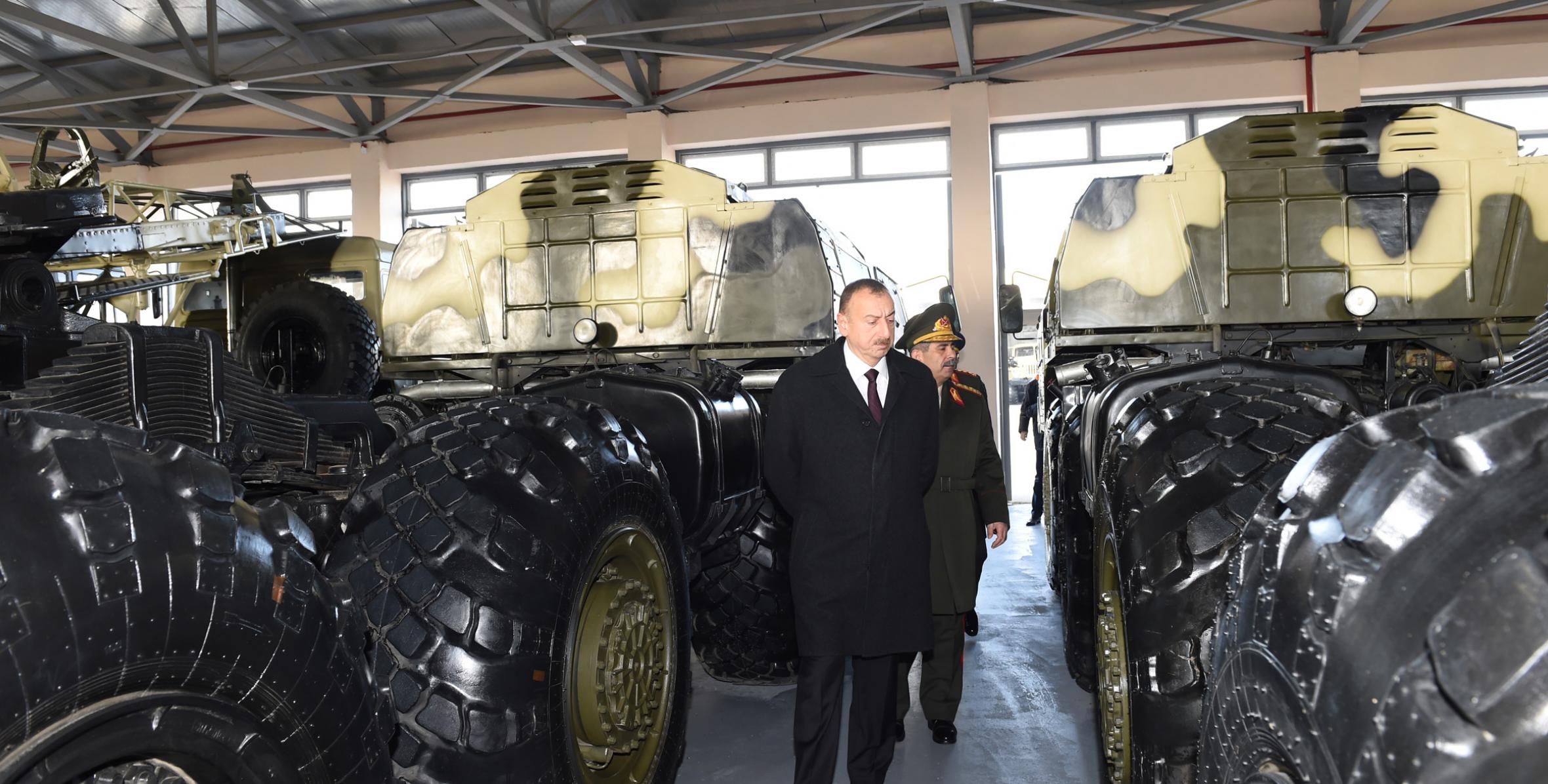 Ilham Aliyev reviewed the conditions created at a military town of the Air Force of the Defense Ministry