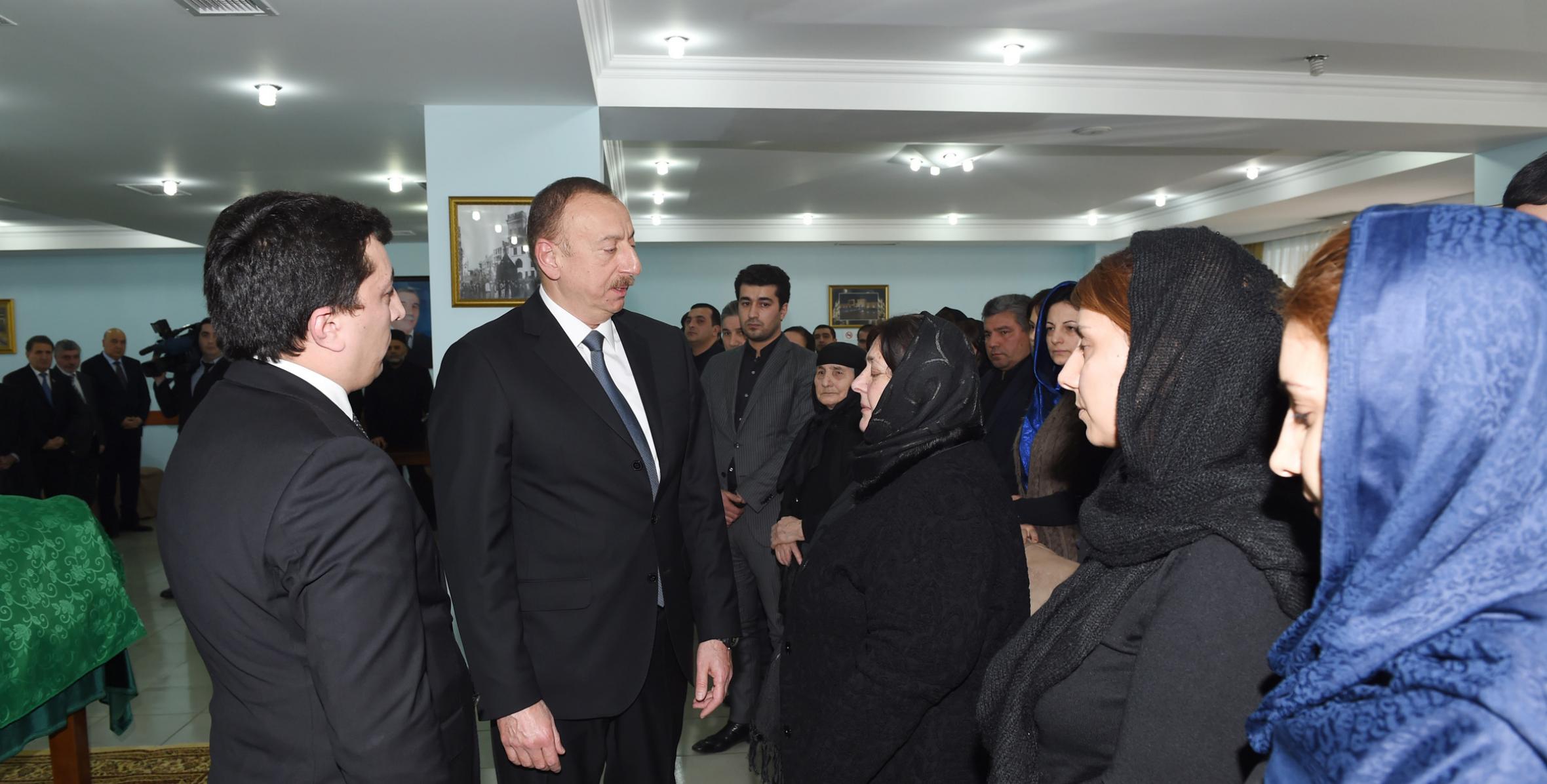 Ilham Aliyev attended a farewell ceremony for People's Poet Zalimkhan Yagub